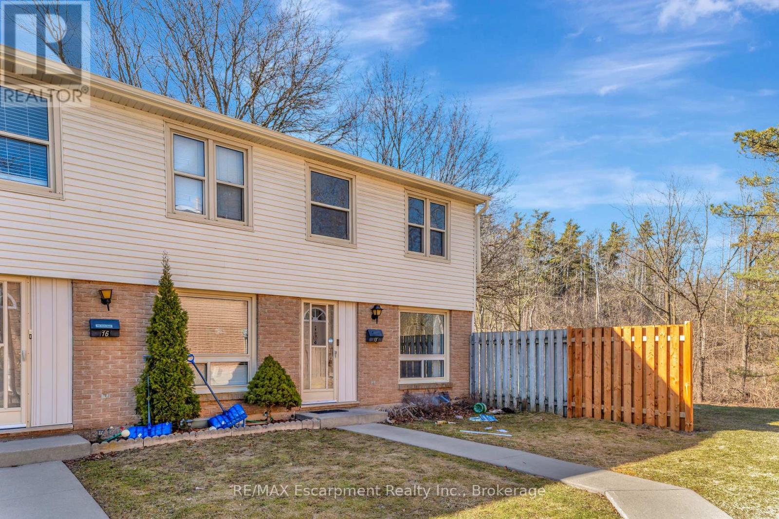 15 - 165 Green Valley Drive, Kitchener, Ontario  N2P 1K3 - Photo 4 - X12657088