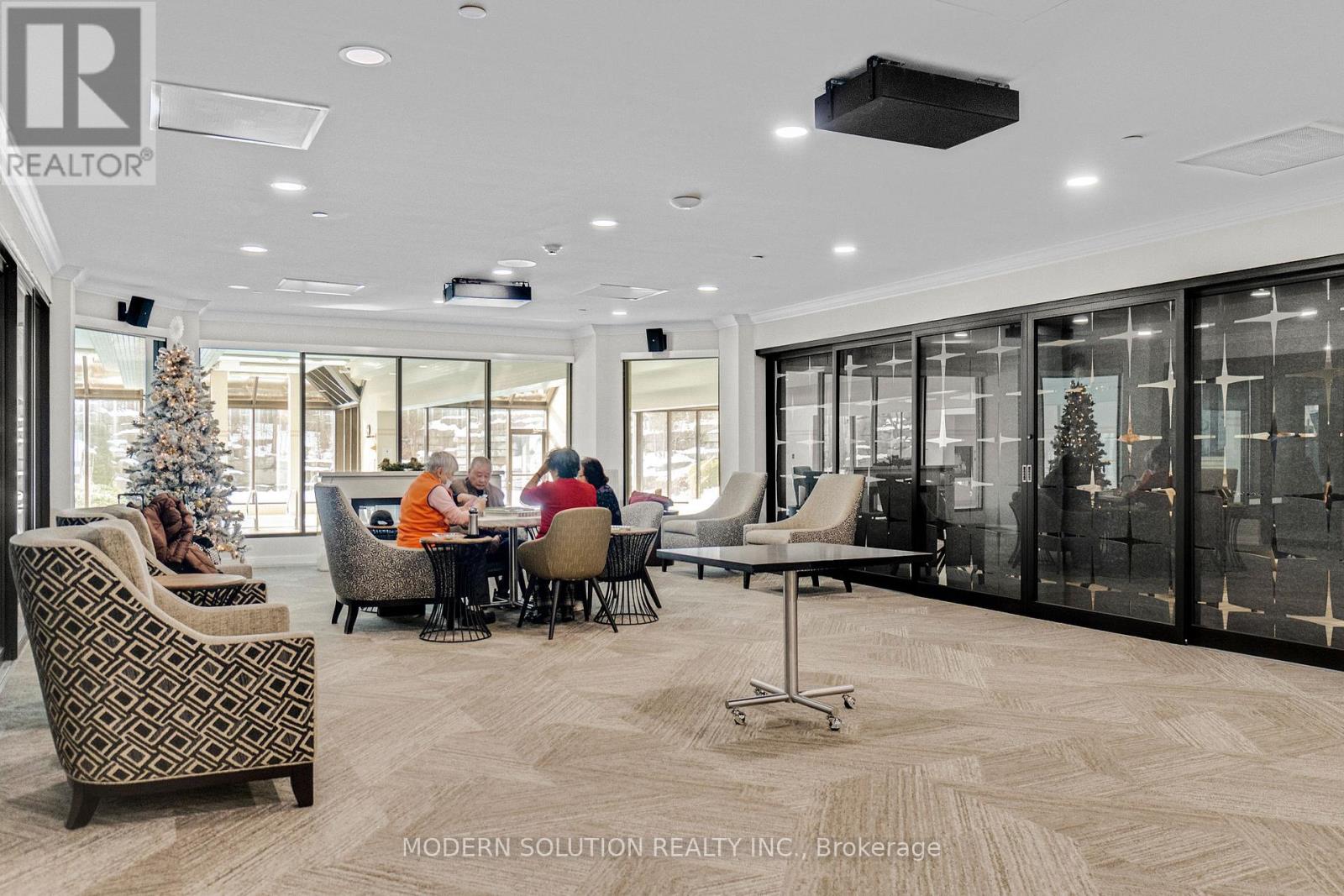 426 - 32 Clarissa Drive, Richmond Hill, Ontario  L4C 9R7 - Photo 43 - N12642768