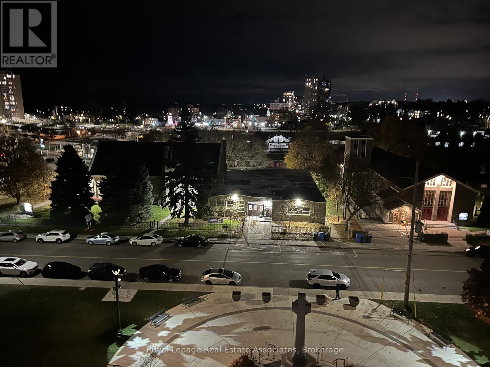 805 - 21 Park Street E, Mississauga, Ontario  L5G 0C2 - Photo 33 - W12548042