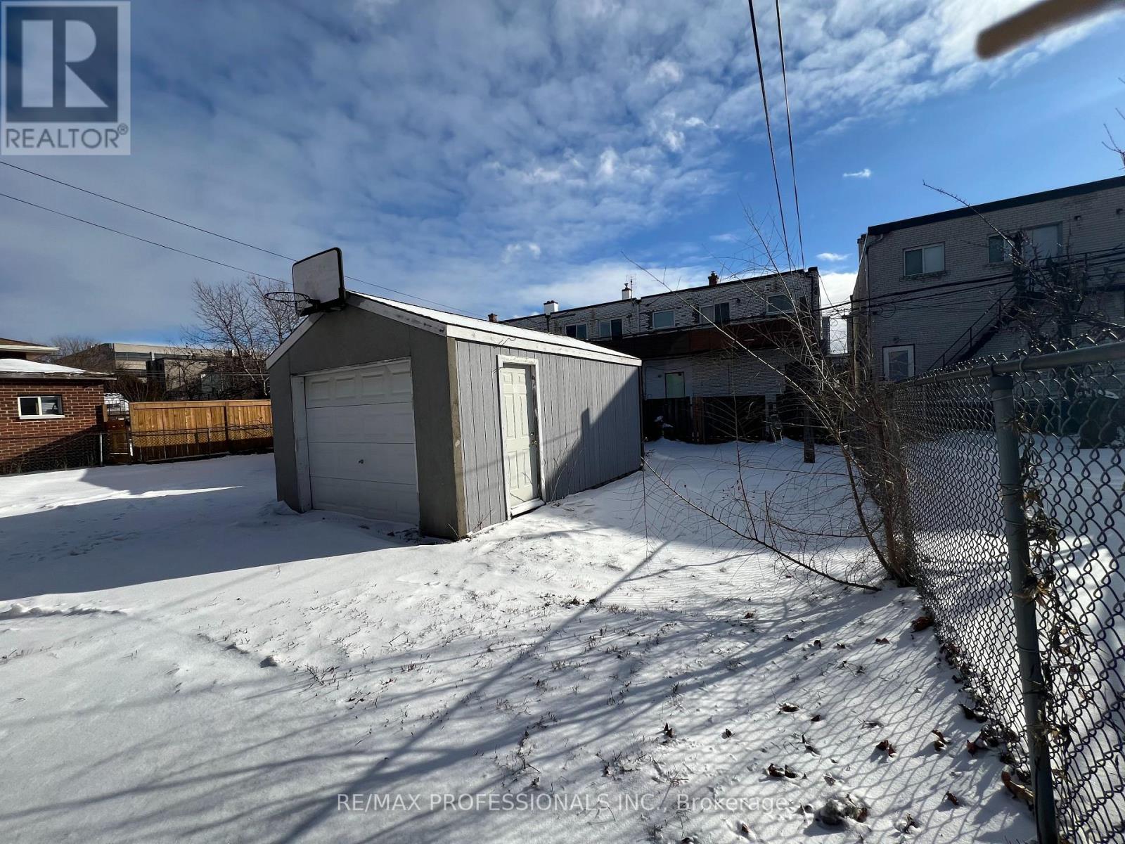 53 Regent Road, Toronto, Ontario  M3K 1G8 - Photo 22 - W12656984
