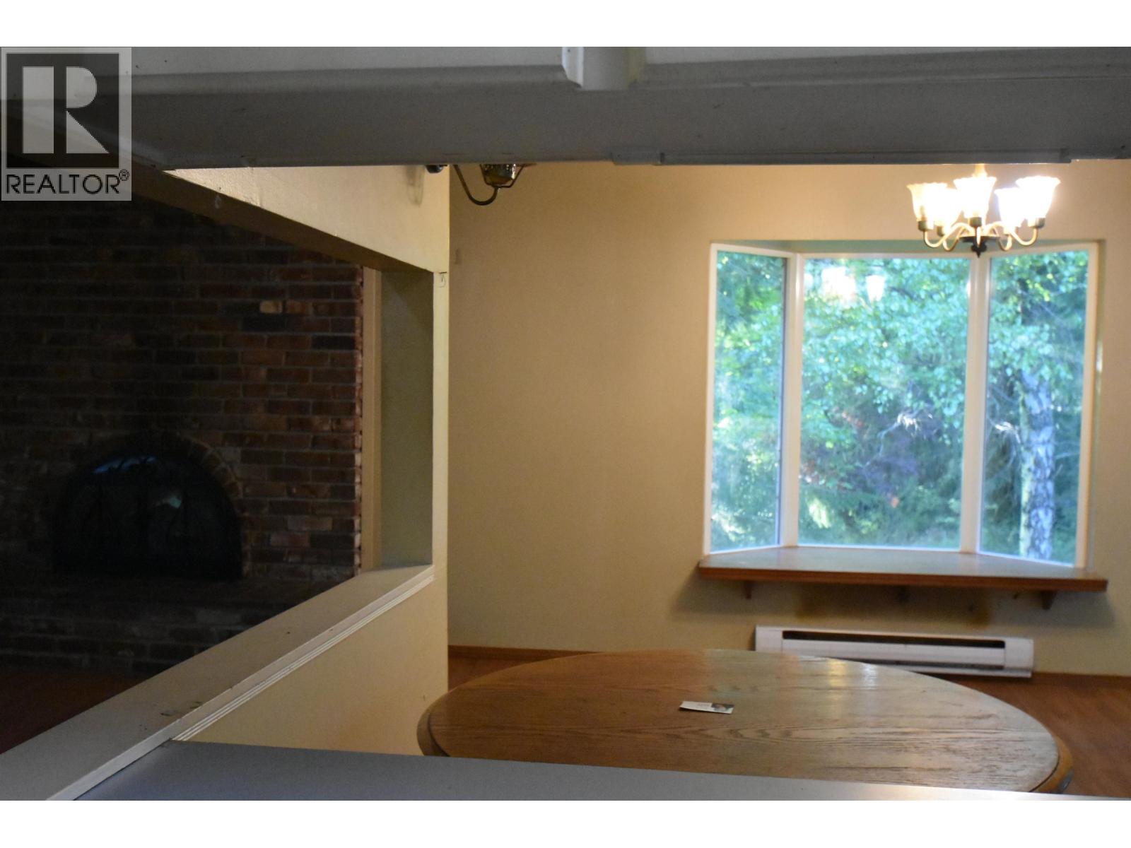 2240 Oldershaw Road, Roberts Creek, British Columbia  V0N 2W5 - Photo 17 - R3075378