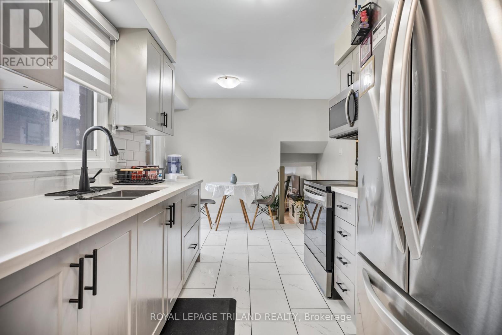 43 Beechmount Crescent, London South, Ontario  N6E 2J2 - Photo 12 - X12657158