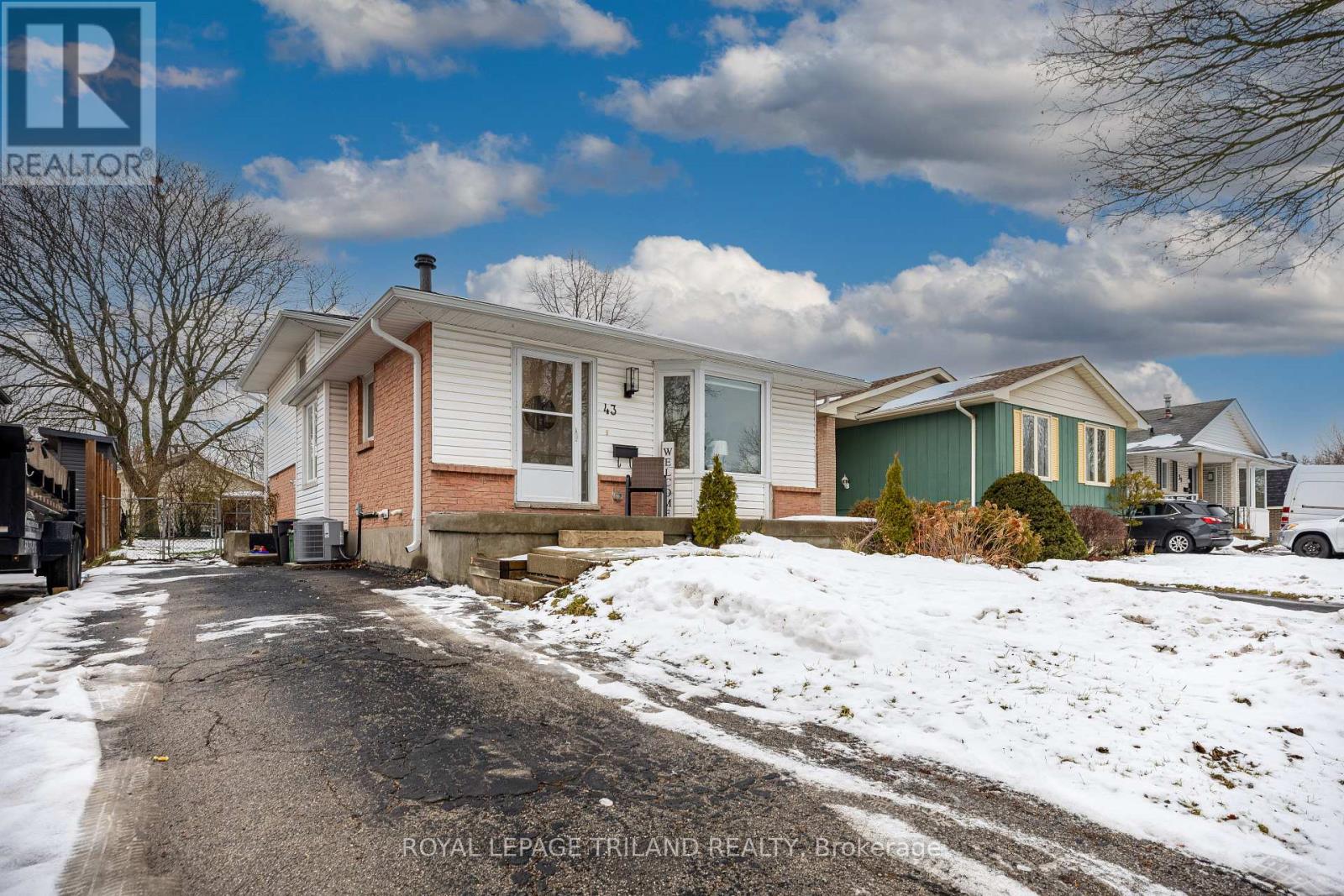 43 Beechmount Crescent, London South, Ontario  N6E 2J2 - Photo 3 - X12657158