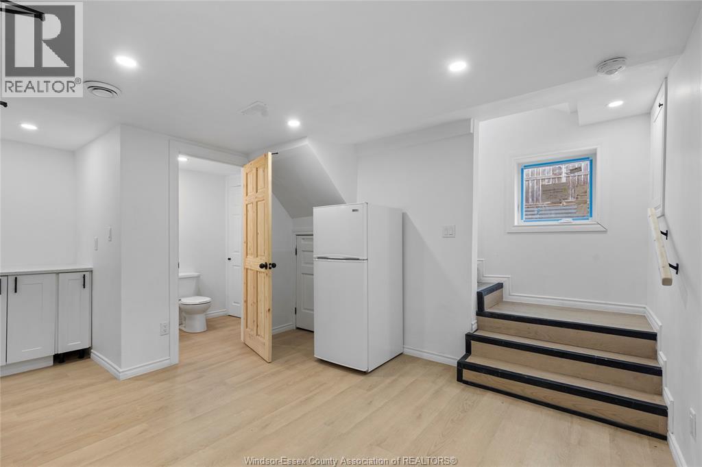 242 Josephine Unit# Lower, Windsor, Ontario  N9B 2K8 - Photo 6 - 25032114