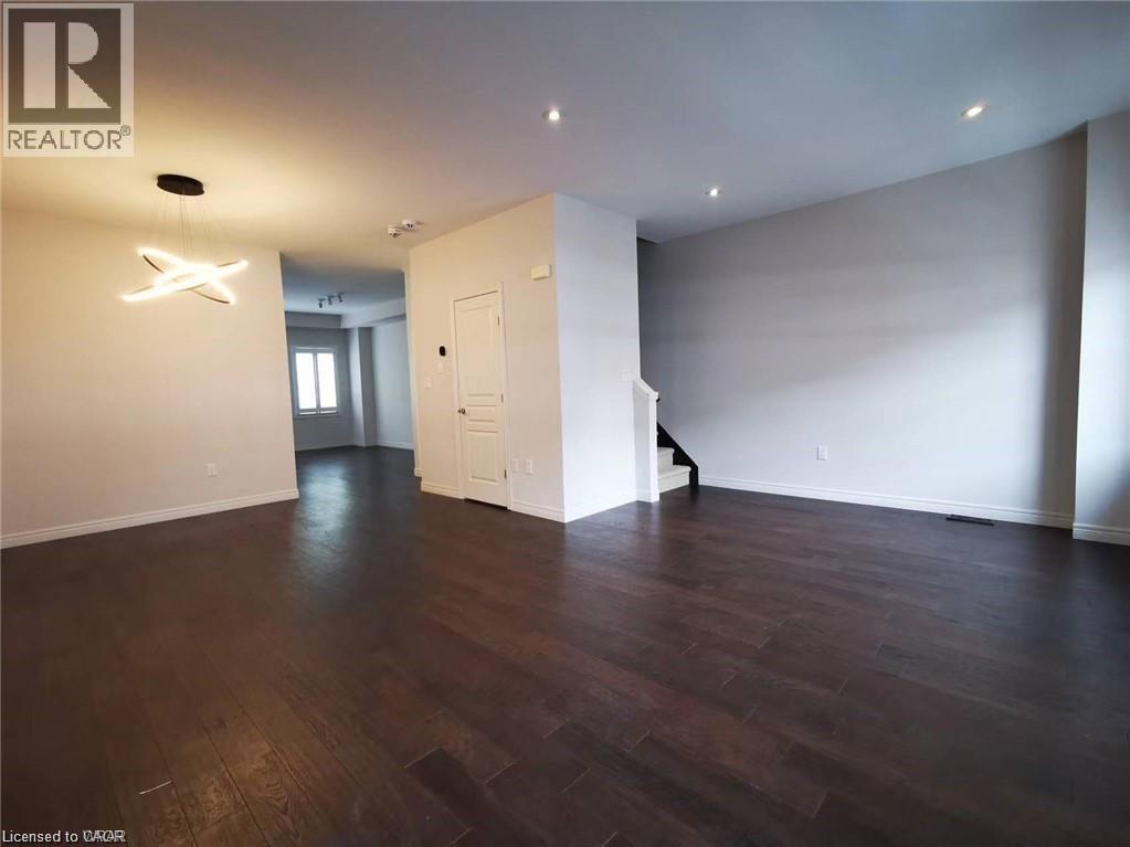 12 John Russell Lane, Kitchener, Ontario  N2H 0B4 - Photo 3 - 40795420