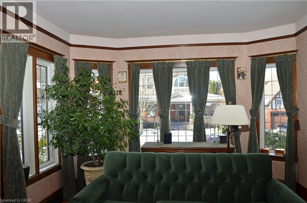 25 Fairmount Avenue, Hamilton, Ontario  L8P 3Z4 - Photo 9 - 40795558