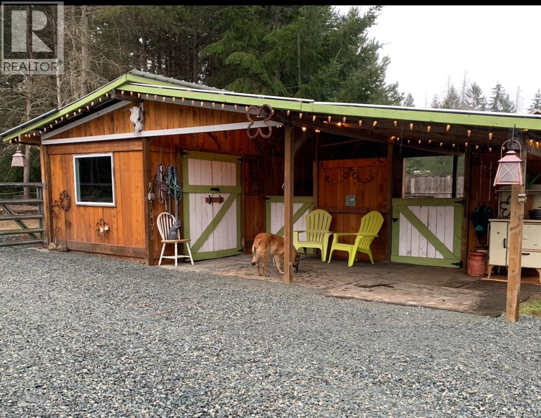 1529 Benzon Cres, Errington, British Columbia  V0R 1V0 - Photo 46 - 1022301
