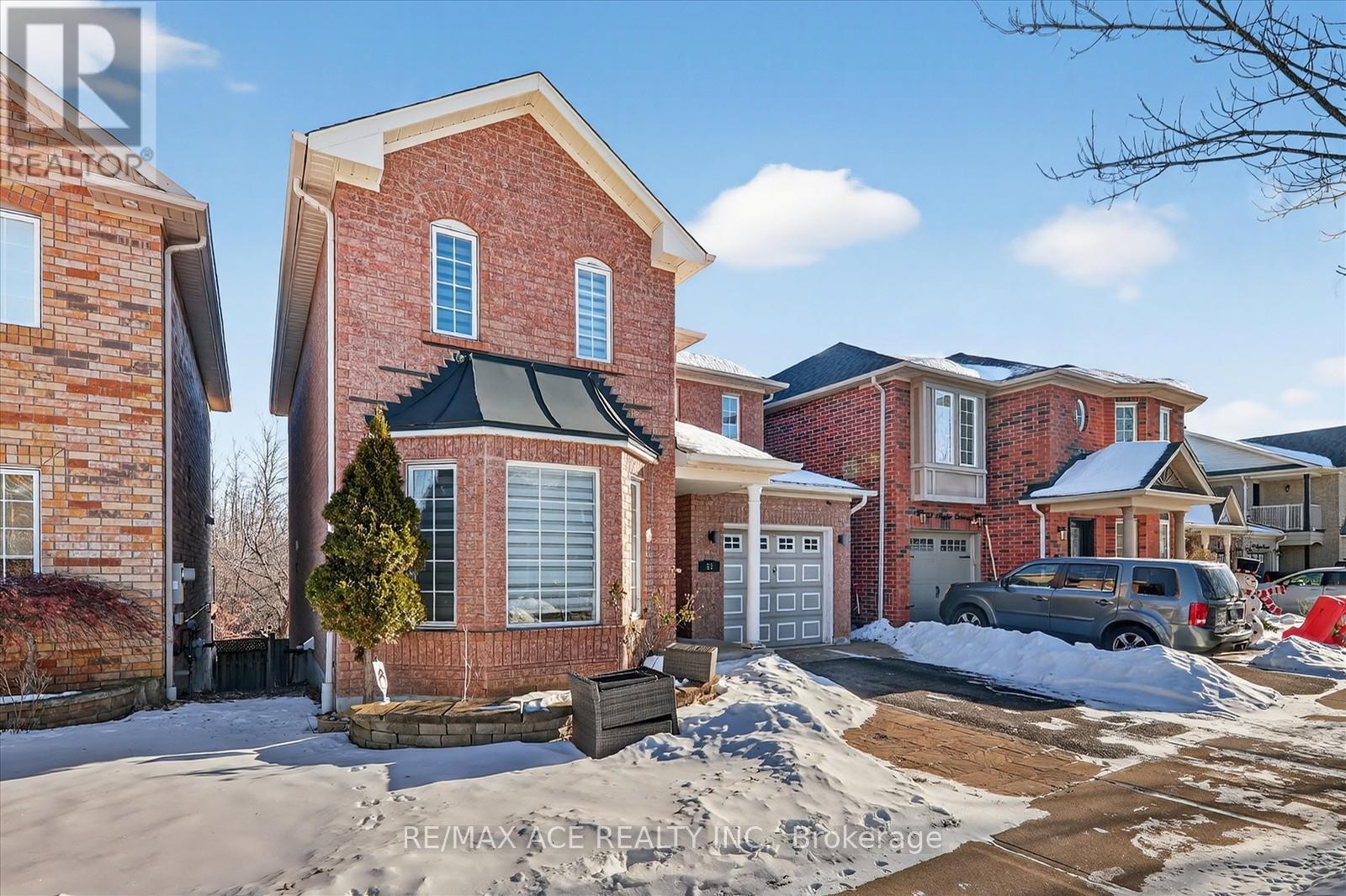 Main - 35 Angier Crescent, Ajax, Ontario  L1S 7R7 - Photo 2 - E12657092