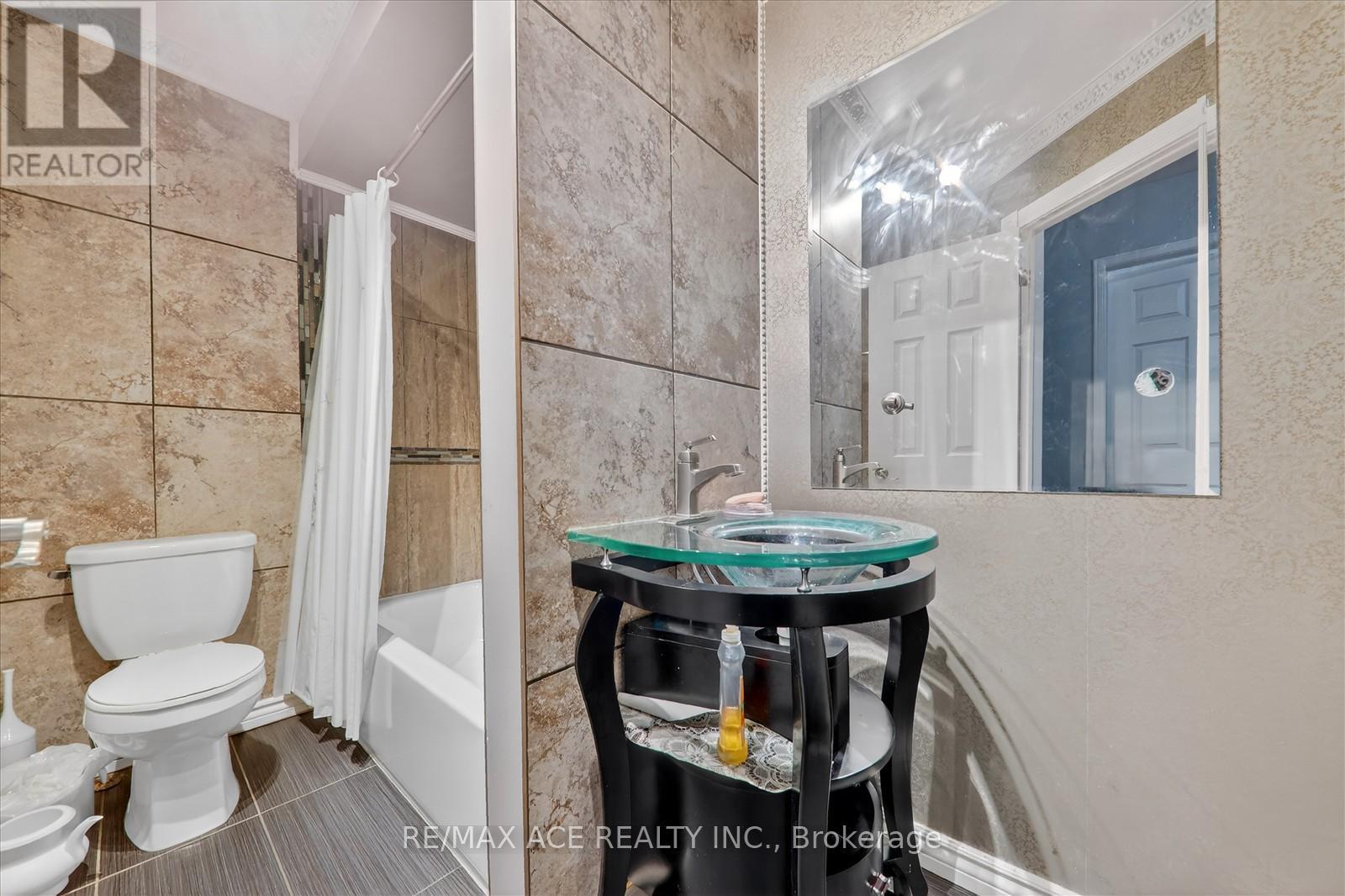 Main - 35 Angier Crescent, Ajax, Ontario  L1S 7R7 - Photo 33 - E12657092