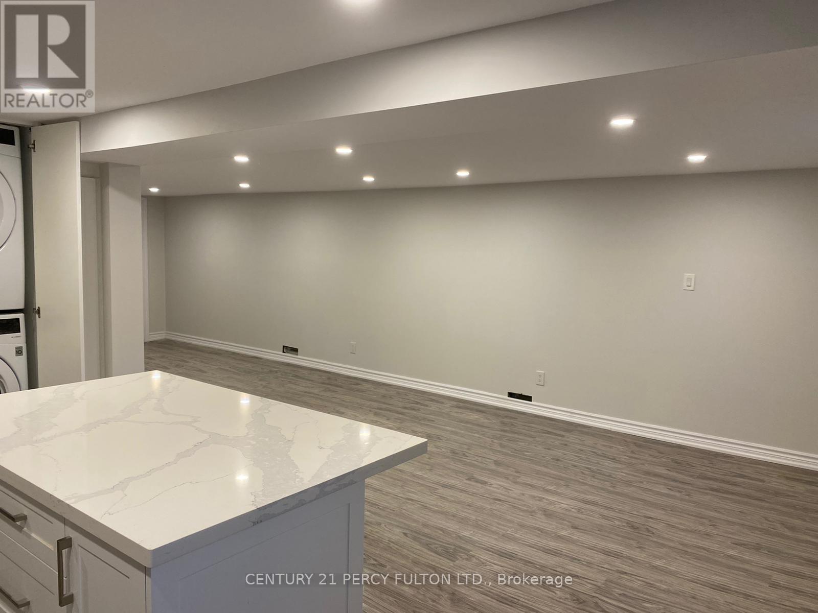 Lower - 871 Liverpool Road, Pickering, Ontario  L1W 1S3 - Photo 3 - E12657116