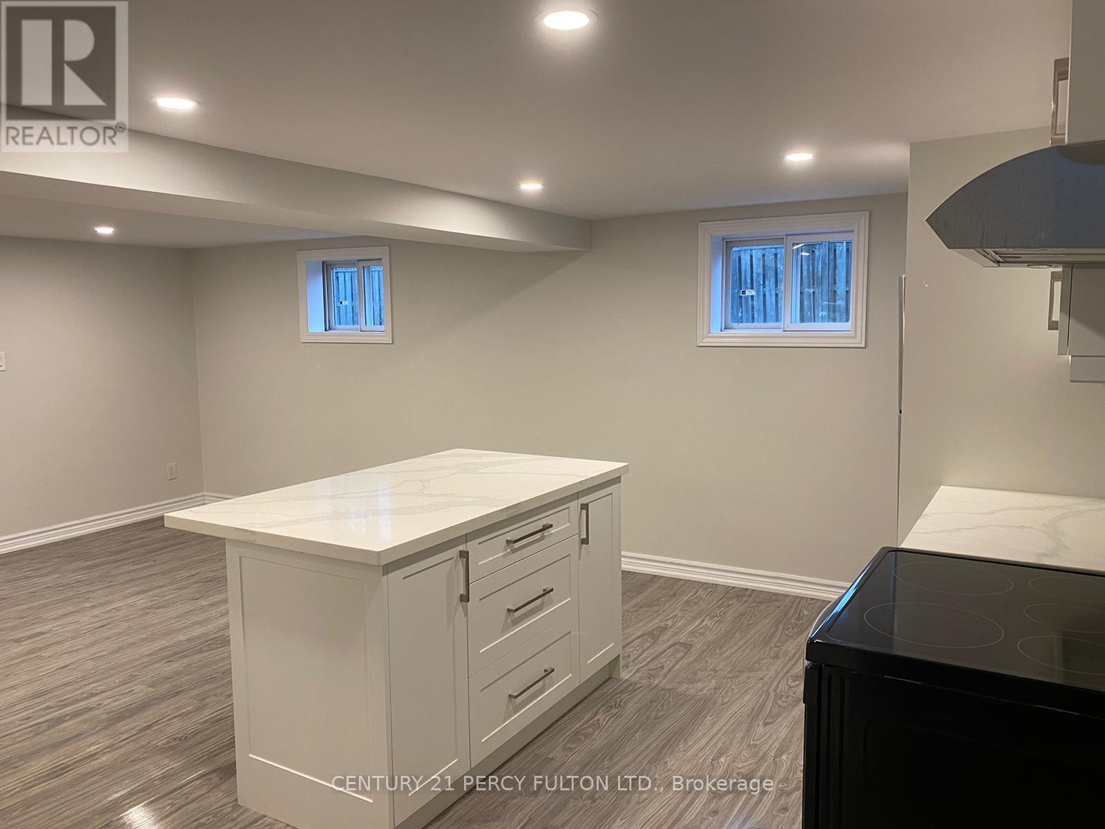 Lower - 871 Liverpool Road, Pickering, Ontario  L1W 1S3 - Photo 4 - E12657116