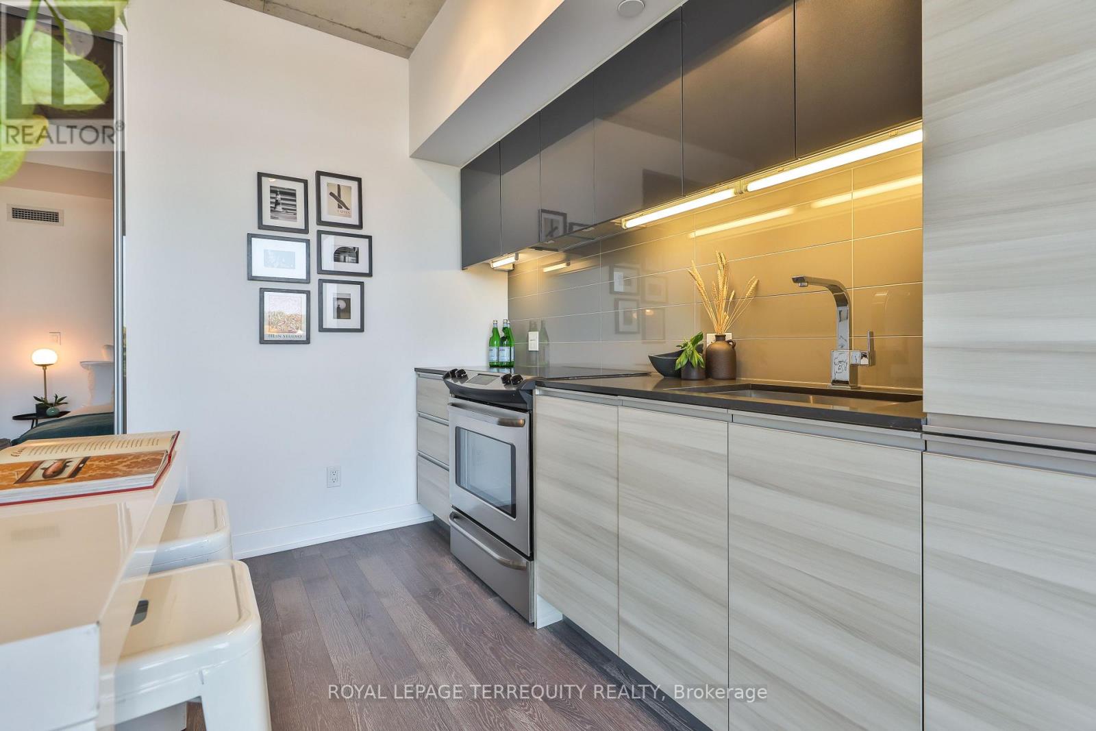 625 - 1190 Dundas Street E, Toronto, Ontario  M4M 0C5 - Photo 13 - E12657136