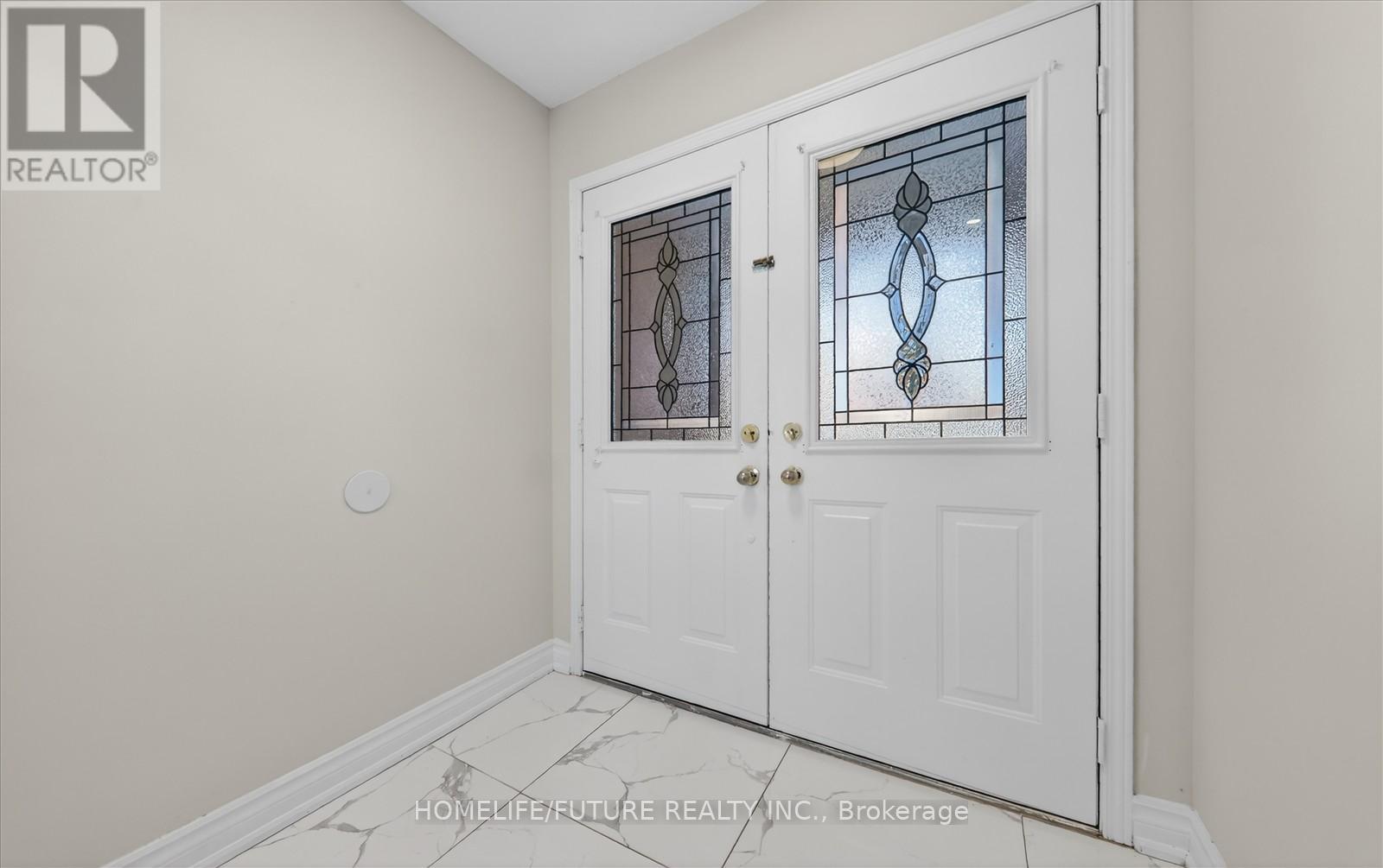 35 Tara Crescent, Markham, Ontario L3S 4S8 - Photo 5 - N12657060