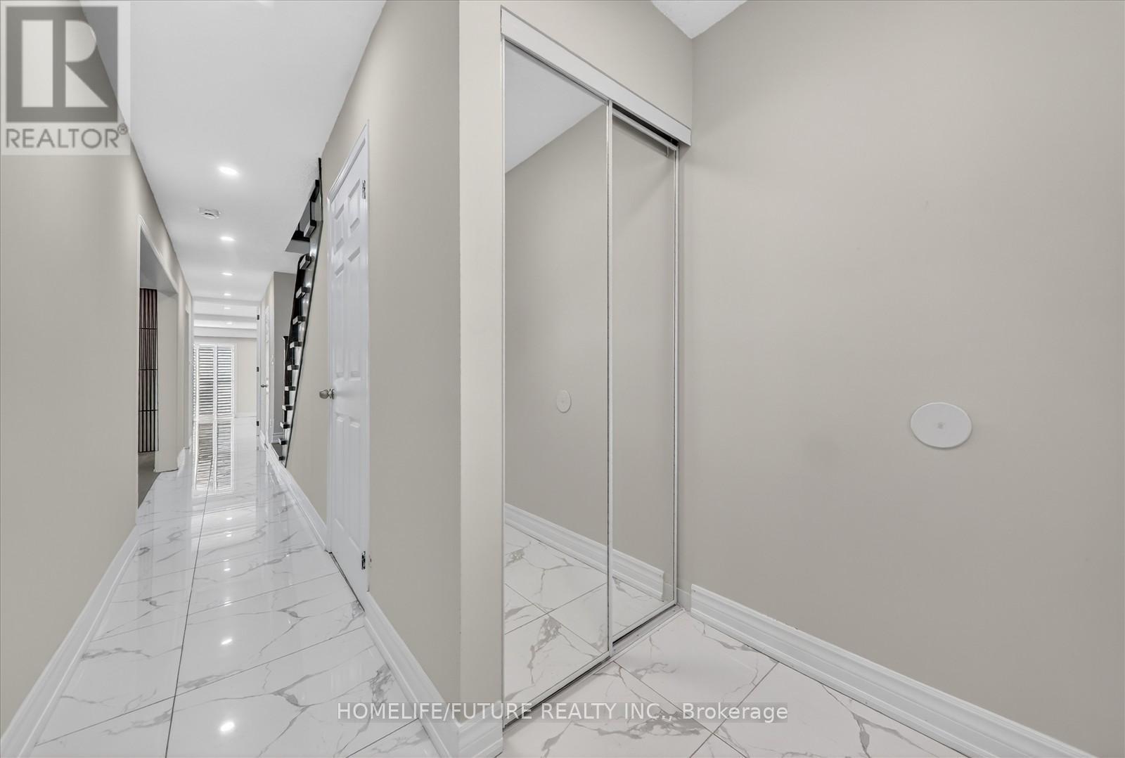 35 Tara Crescent, Markham, Ontario L3S 4S8 - Photo 6 - N12657060