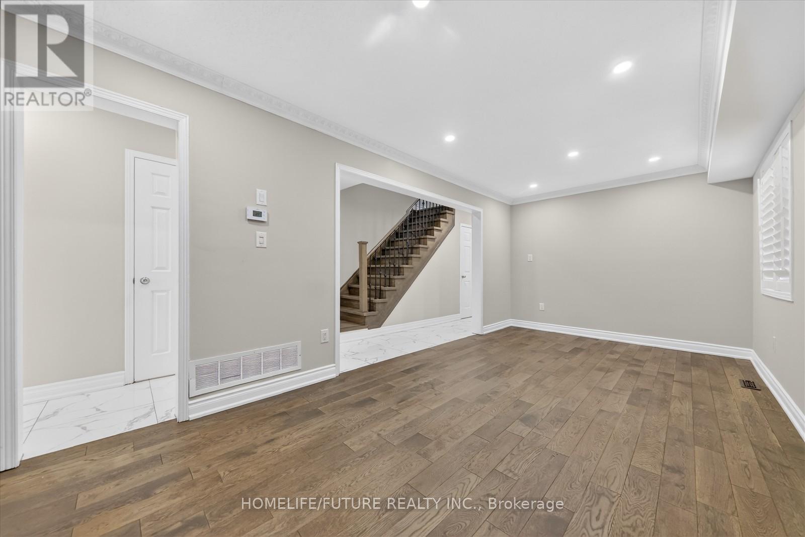 35 Tara Crescent, Markham, Ontario L3S 4S8 - Photo 8 - N12657060