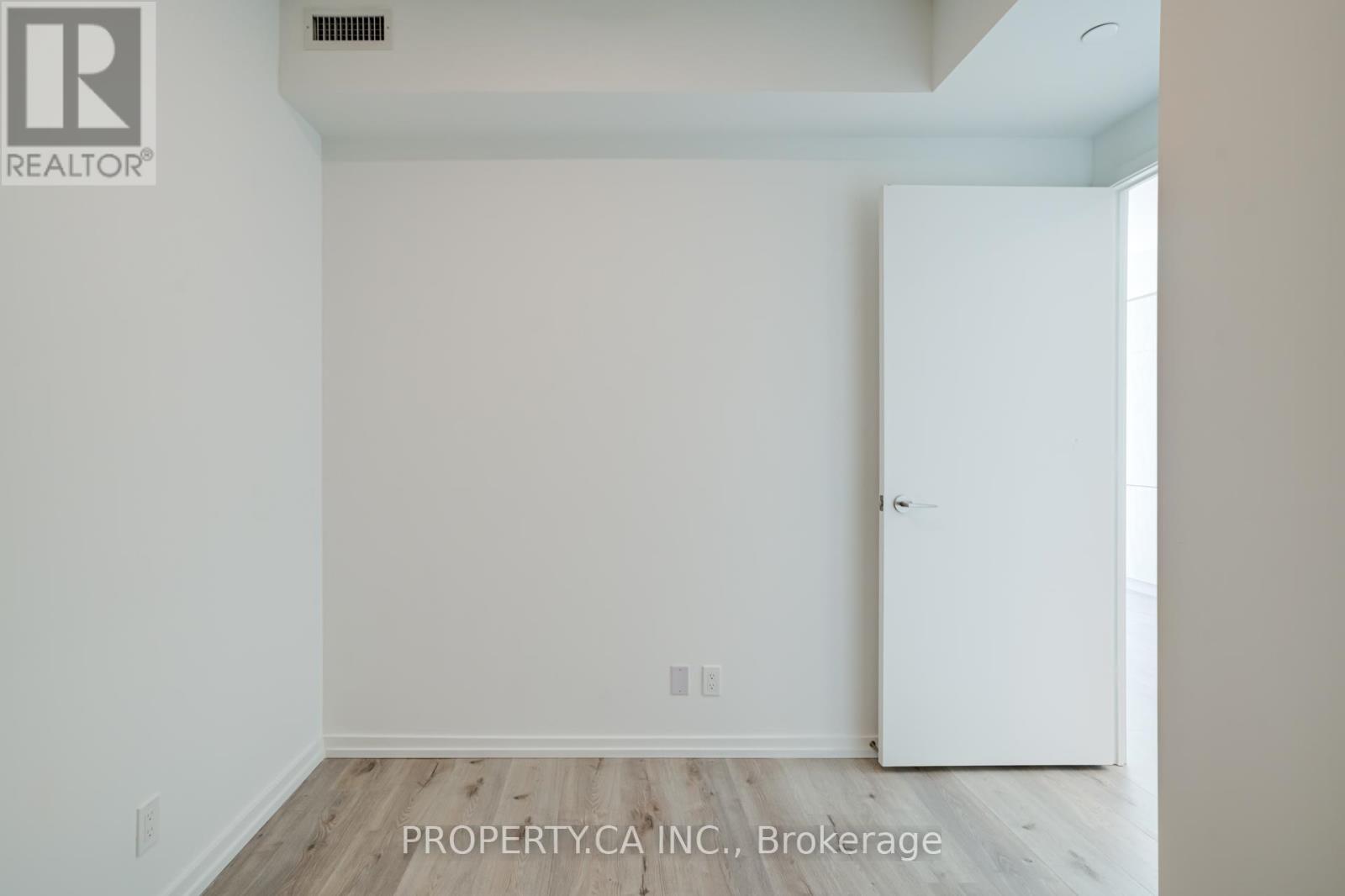 2107 - 1000 Portage Parkway, Vaughan, Ontario  L4K 0L1 - Photo 11 - N12657150