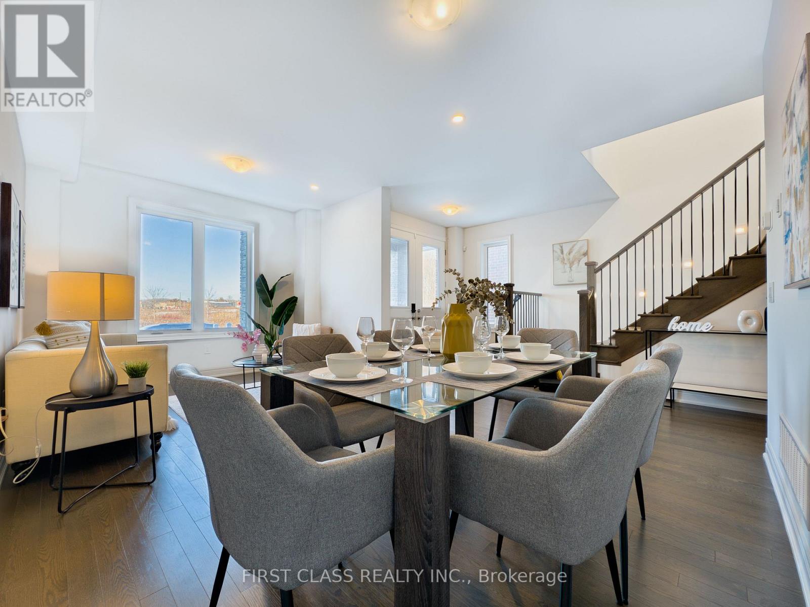 21 Albert Newell Drive, Markham, Ontario  L6B 1R8 - Photo 10 - N12657152