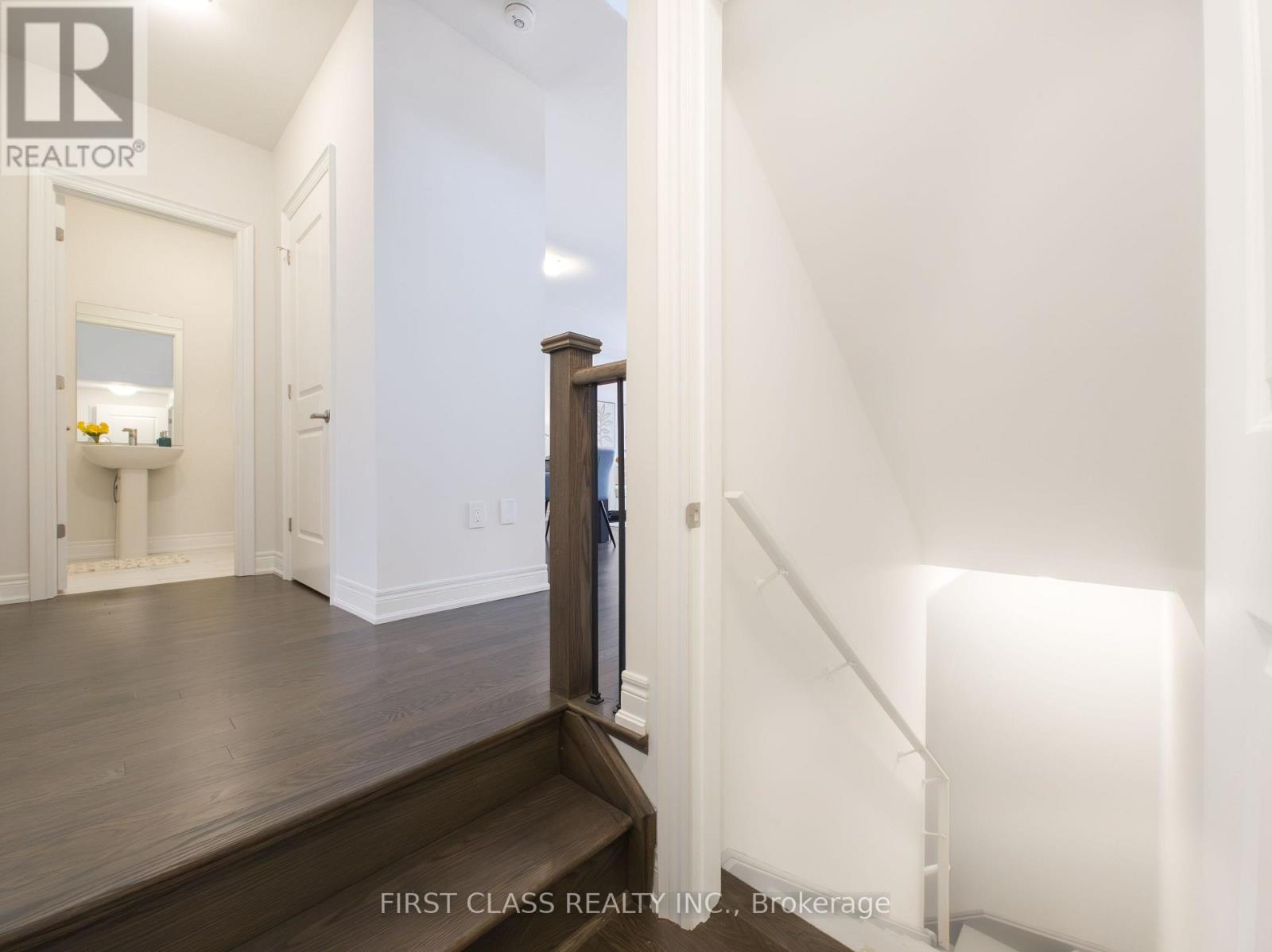 21 Albert Newell Drive, Markham, Ontario  L6B 1R8 - Photo 11 - N12657152