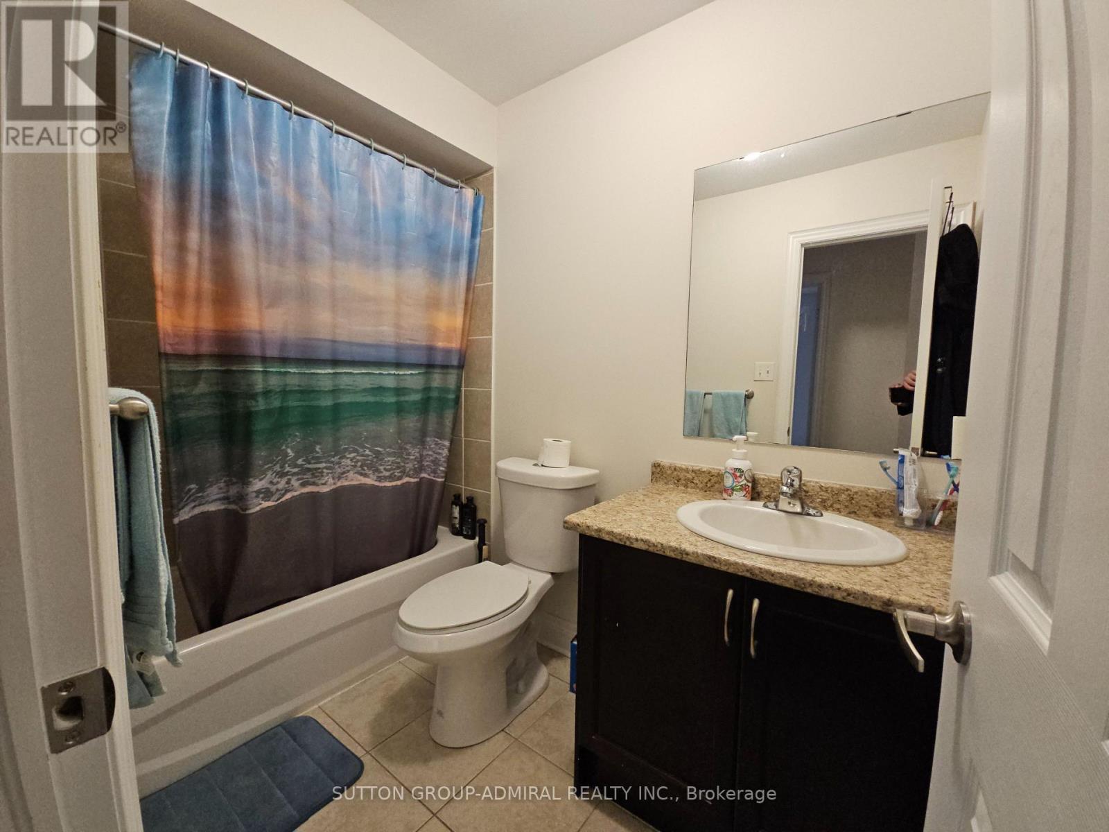 63 Collin Court, Richmond Hill, Ontario  L4E 0X7 - Photo 31 - N12657192