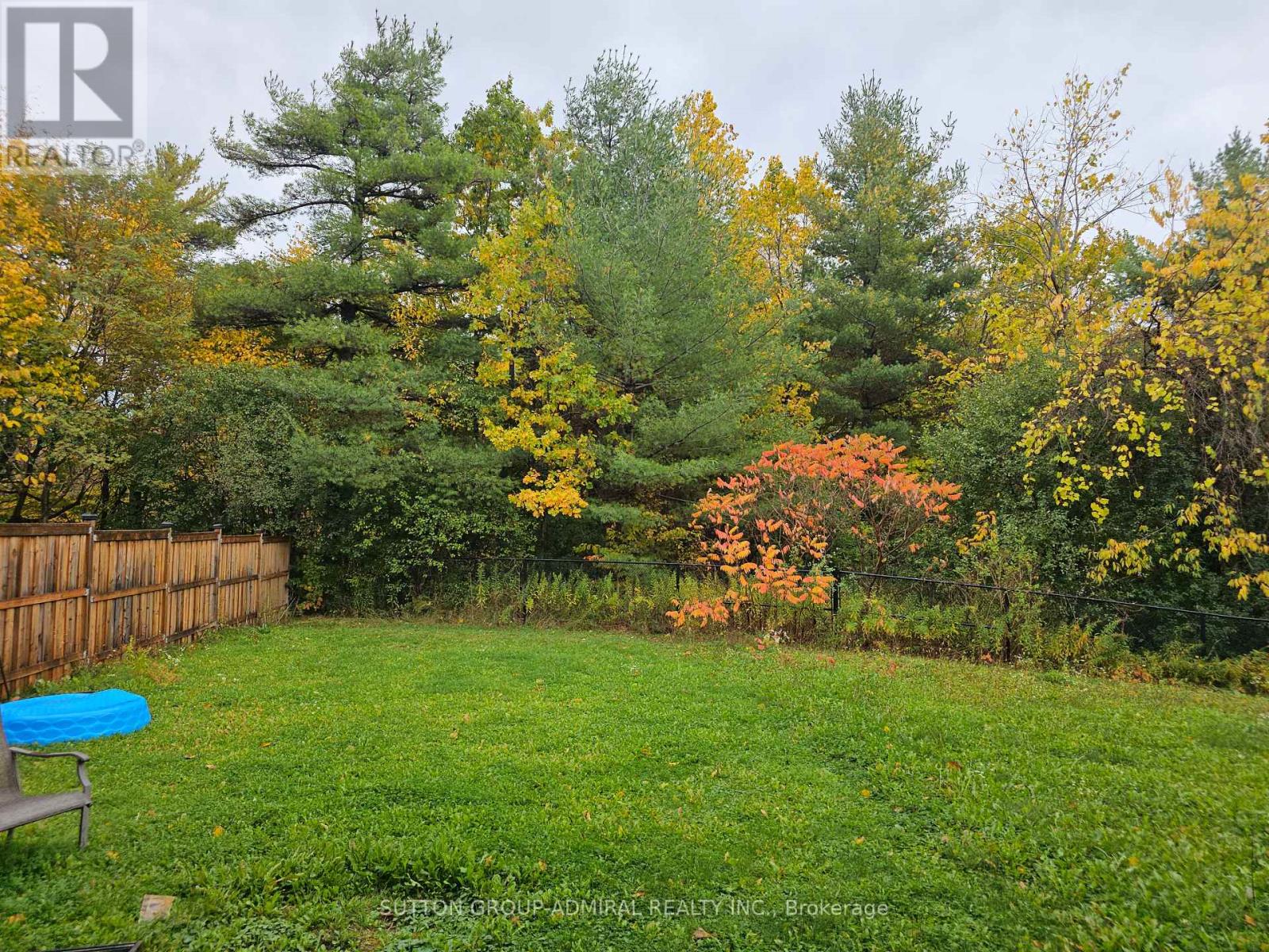 63 Collin Court, Richmond Hill, Ontario  L4E 0X7 - Photo 36 - N12657192