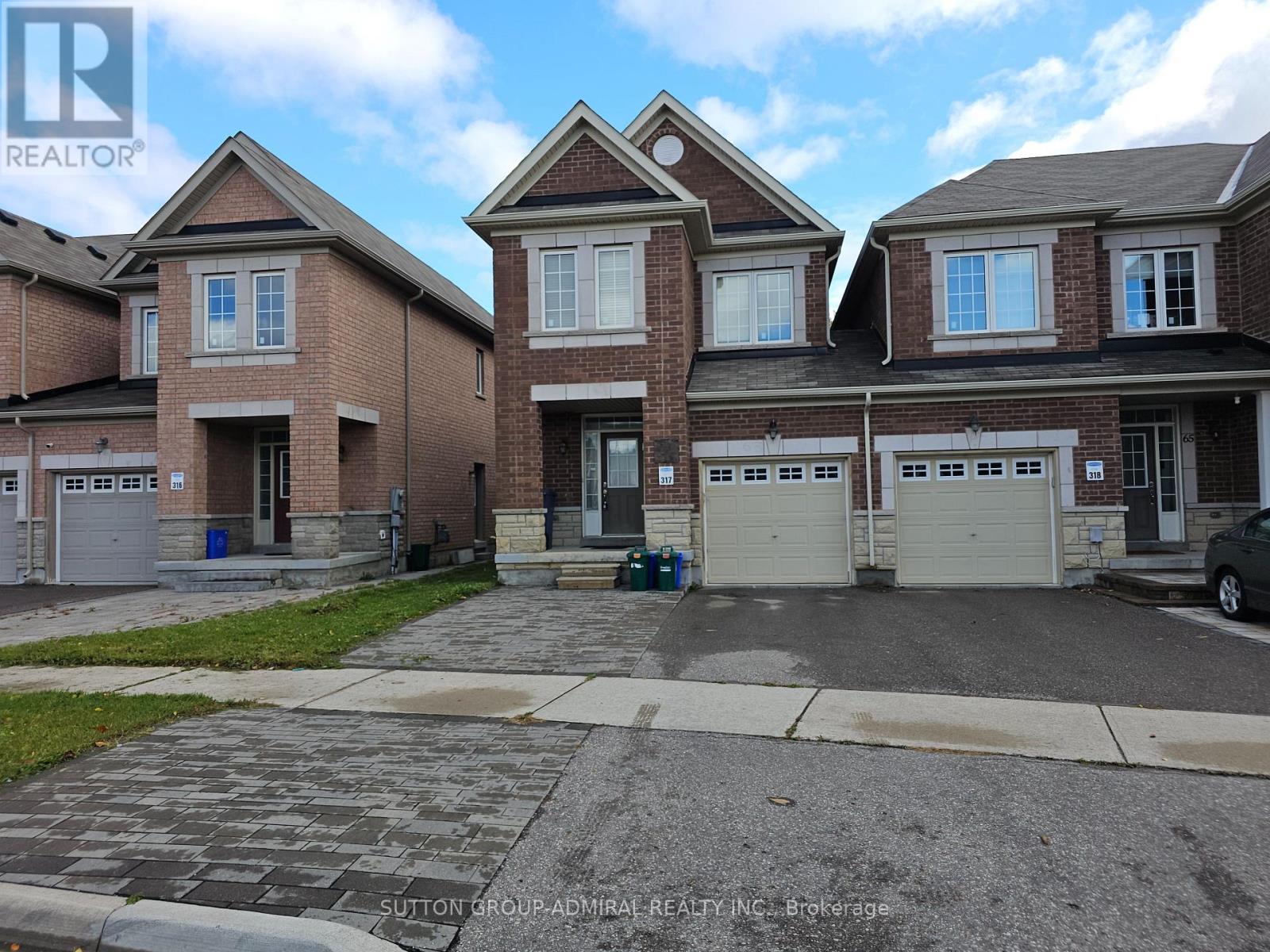 63 Collin Court, Richmond Hill, Ontario  L4E 0X7 - Photo 42 - N12657192