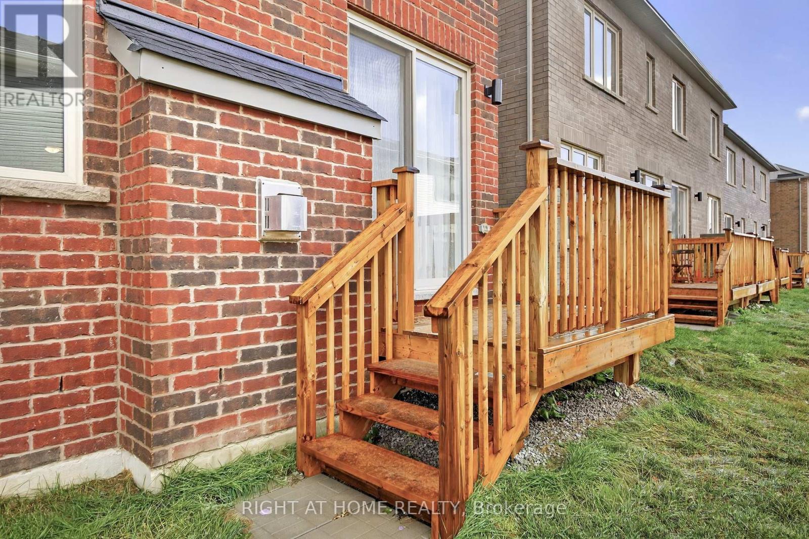 86 West Oak Trail, Barrie, Ontario  L9J 0K8 - Photo 27 - S12657096