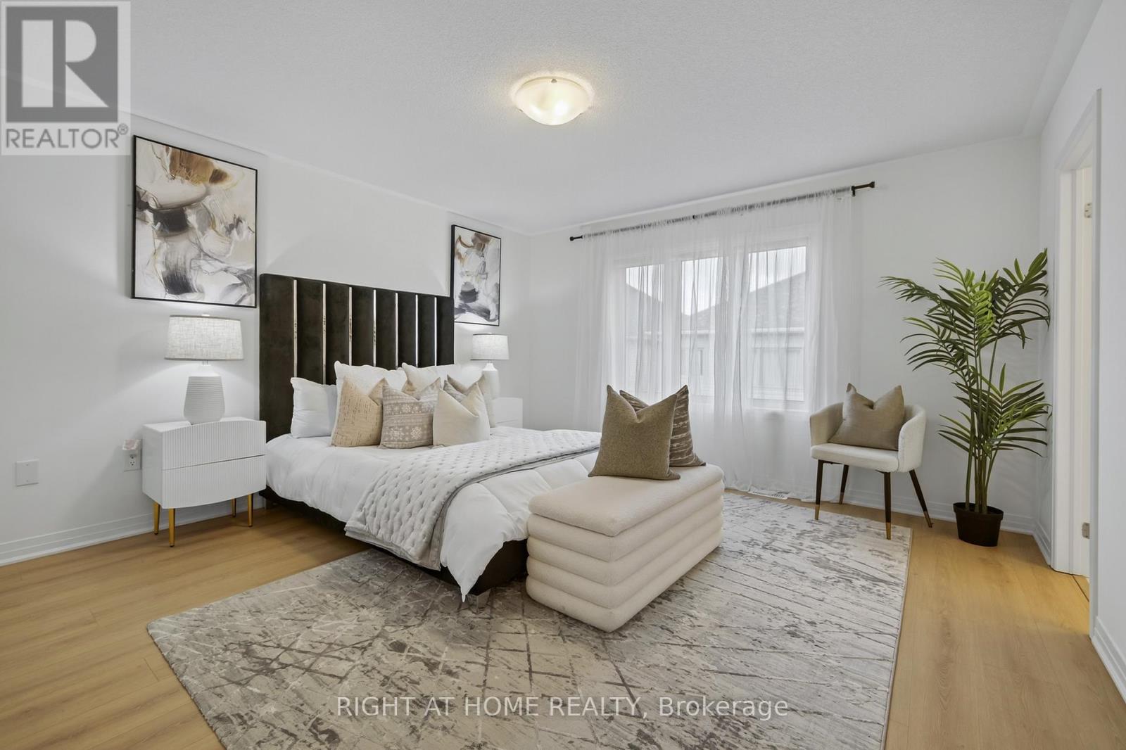 86 West Oak Trail, Barrie, Ontario  L9J 0K8 - Photo 32 - S12657096