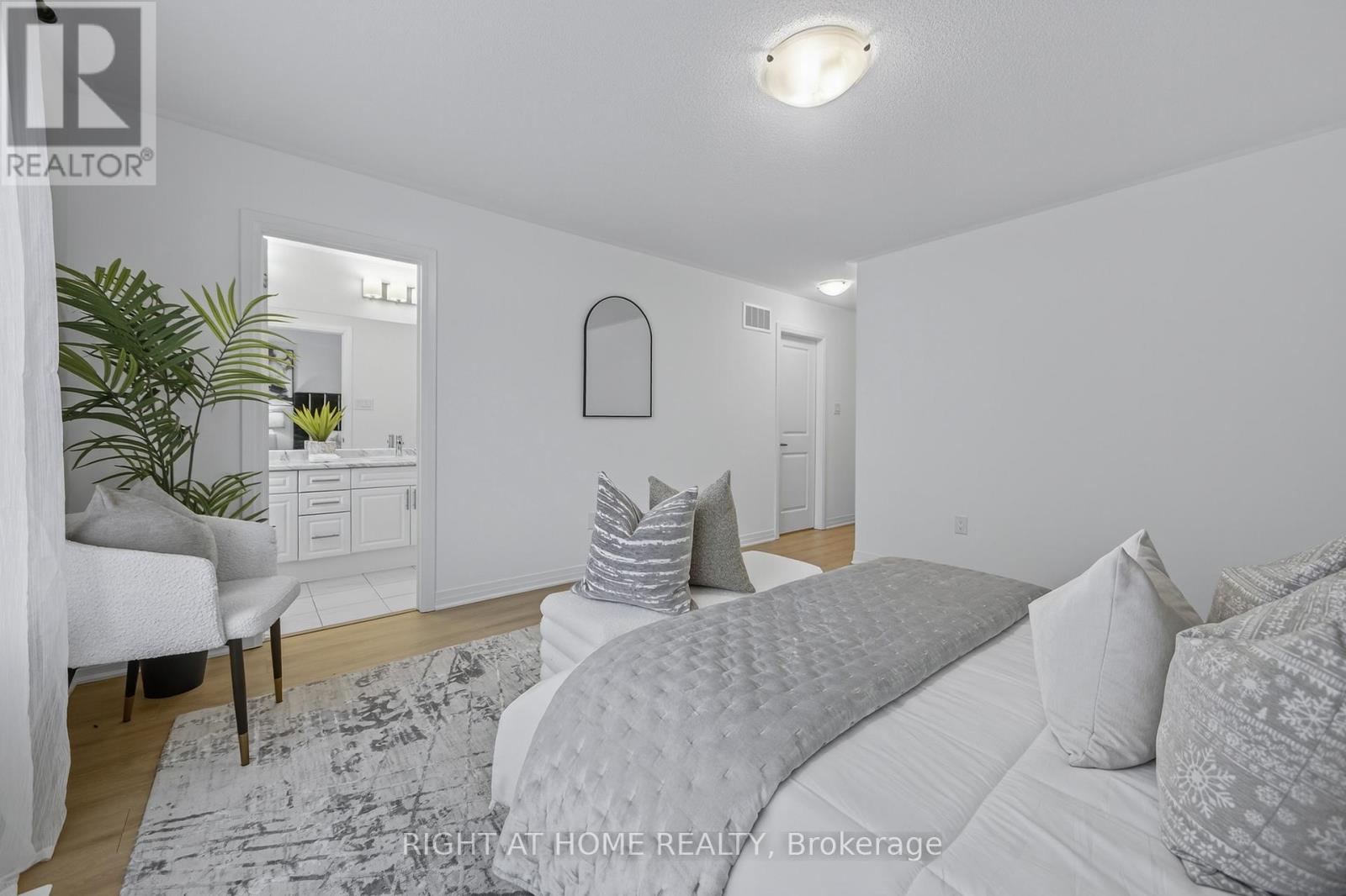 86 West Oak Trail, Barrie, Ontario  L9J 0K8 - Photo 34 - S12657096