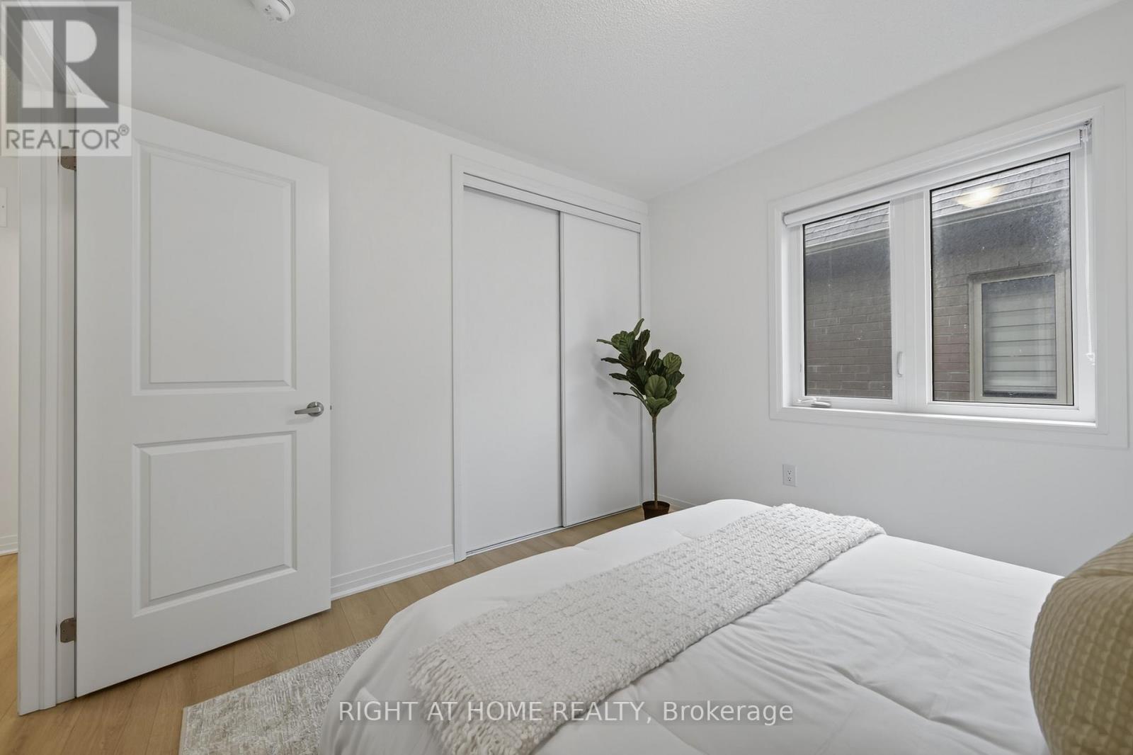 86 West Oak Trail, Barrie, Ontario  L9J 0K8 - Photo 44 - S12657096