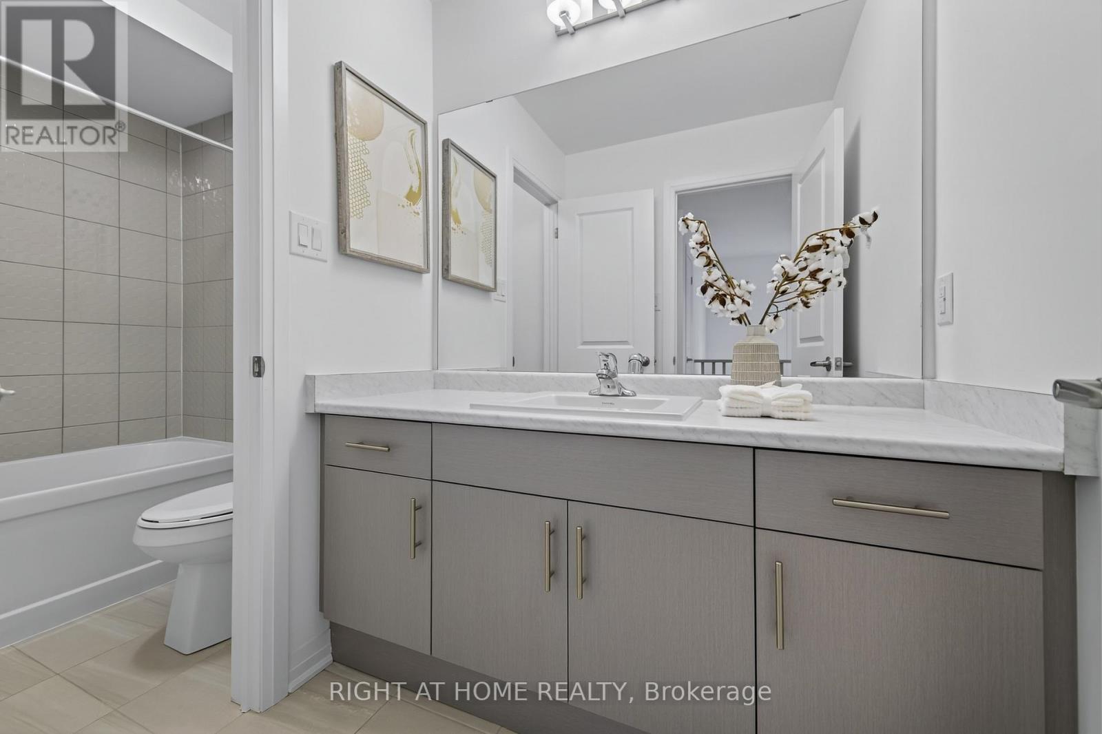 86 West Oak Trail, Barrie, Ontario  L9J 0K8 - Photo 47 - S12657096