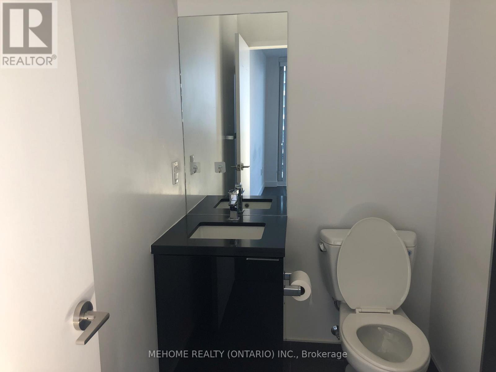 2001 - 8 Eglinton Avenue E, Toronto, Ontario  M4P 0C1 - Photo 8 - C12654380