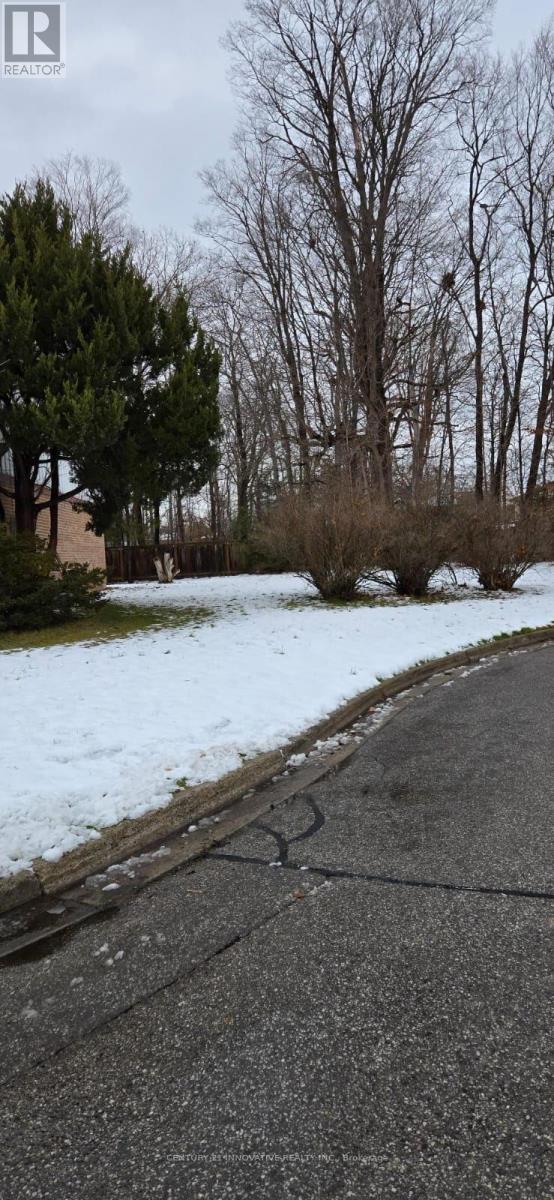 1133 Trowbridge Court, Oshawa, Ontario L1G 7H1 - Photo 2 - E12599436