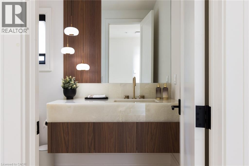 540 Patricia Drive, Oakville, Ontario  L6K 1M2 - Photo 19 - 40795474