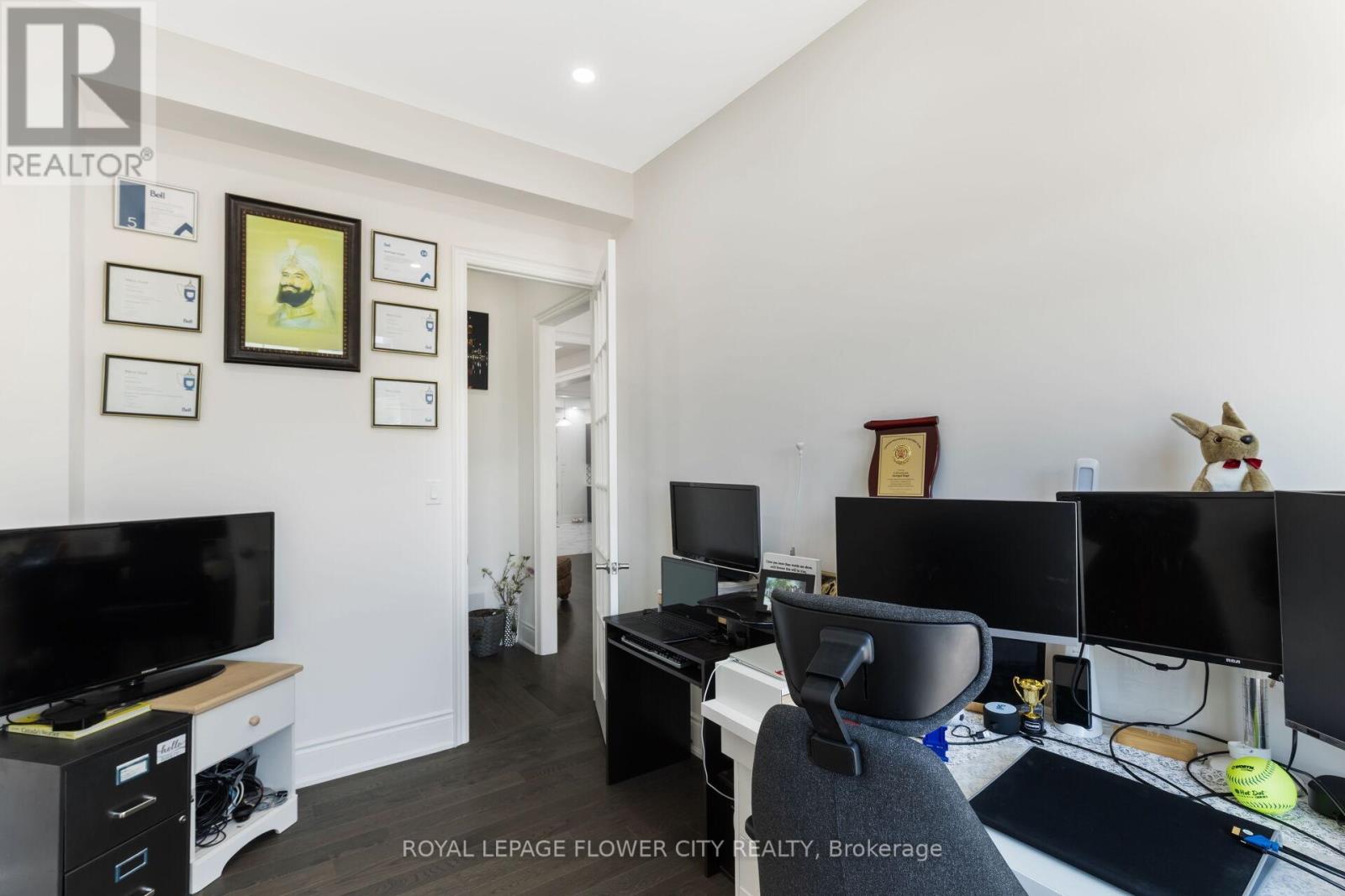 48 James Walker Avenue, Caledon, Ontario  L7C 4M8 - Photo 24 - W12657064