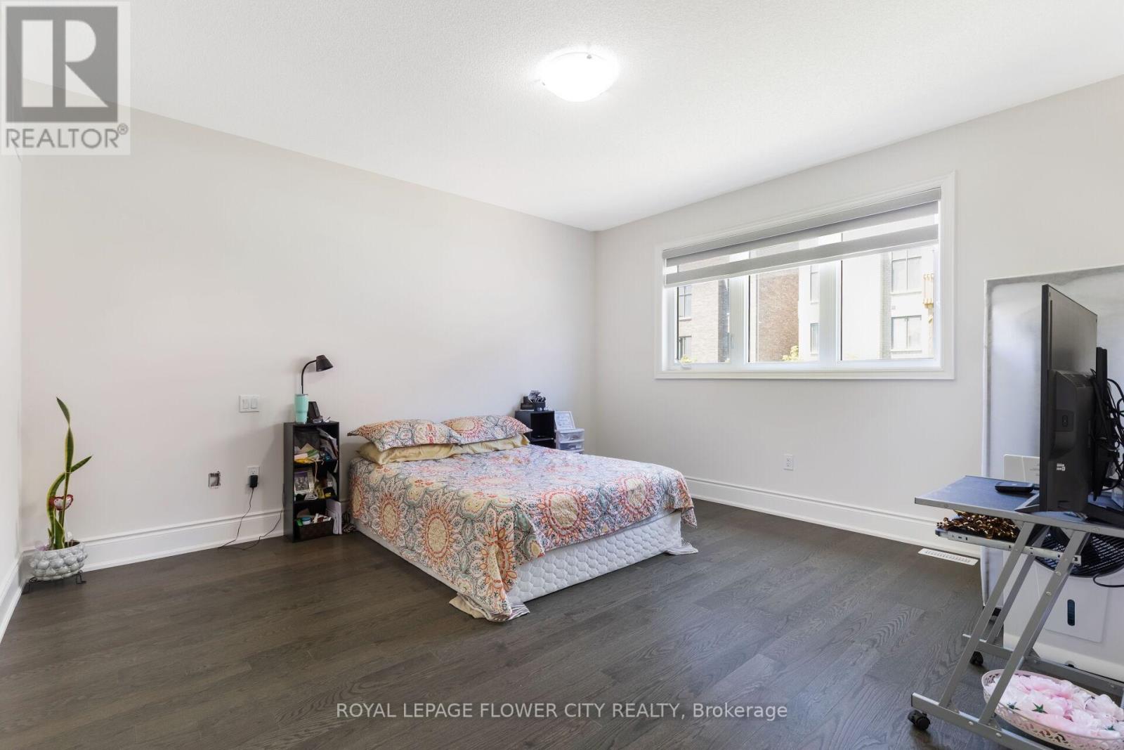 48 James Walker Avenue, Caledon, Ontario  L7C 4M8 - Photo 25 - W12657064