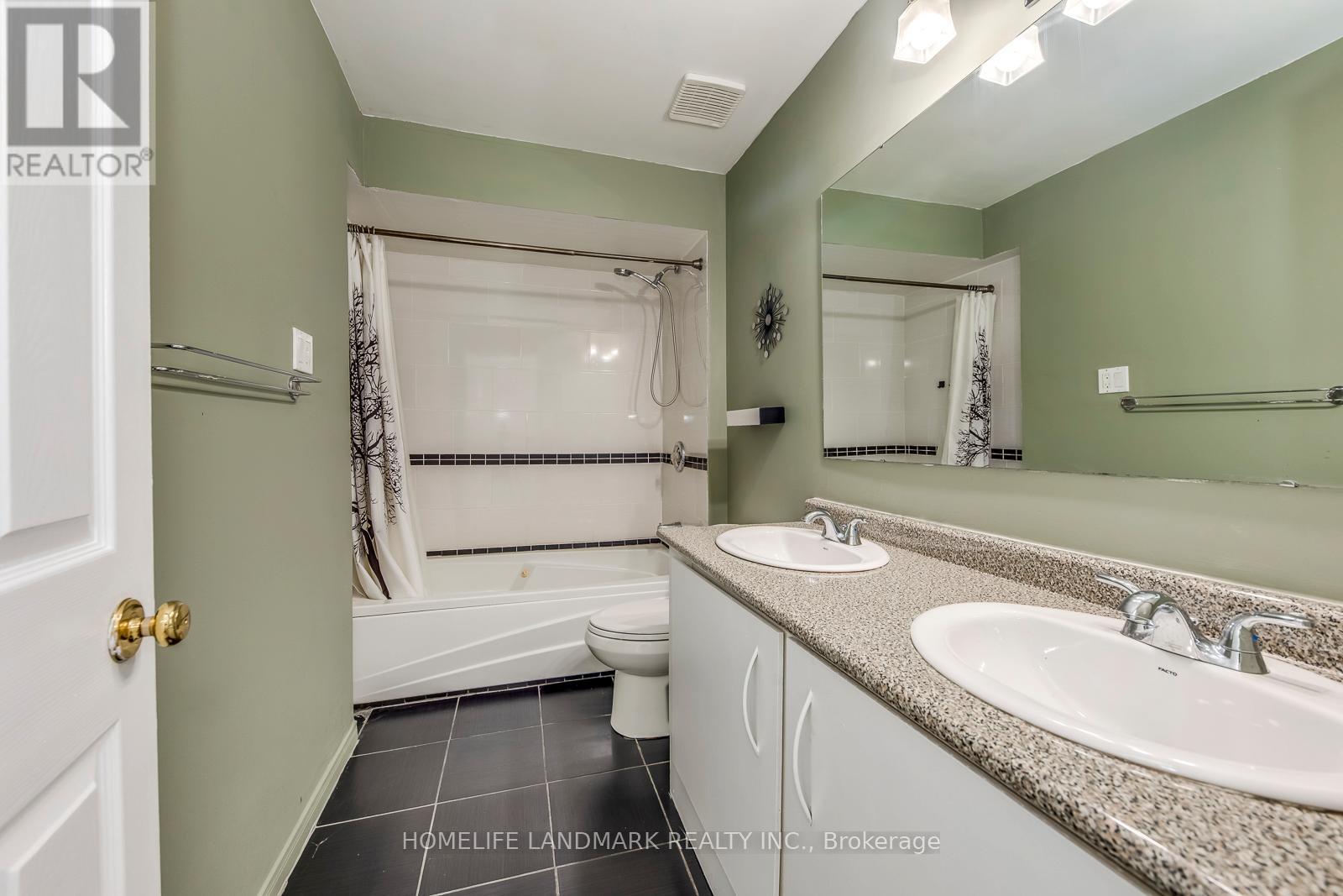 1226 Cottonwood Crescent, Oakville, Ontario  L6M 2W6 - Photo 21 - W12657066