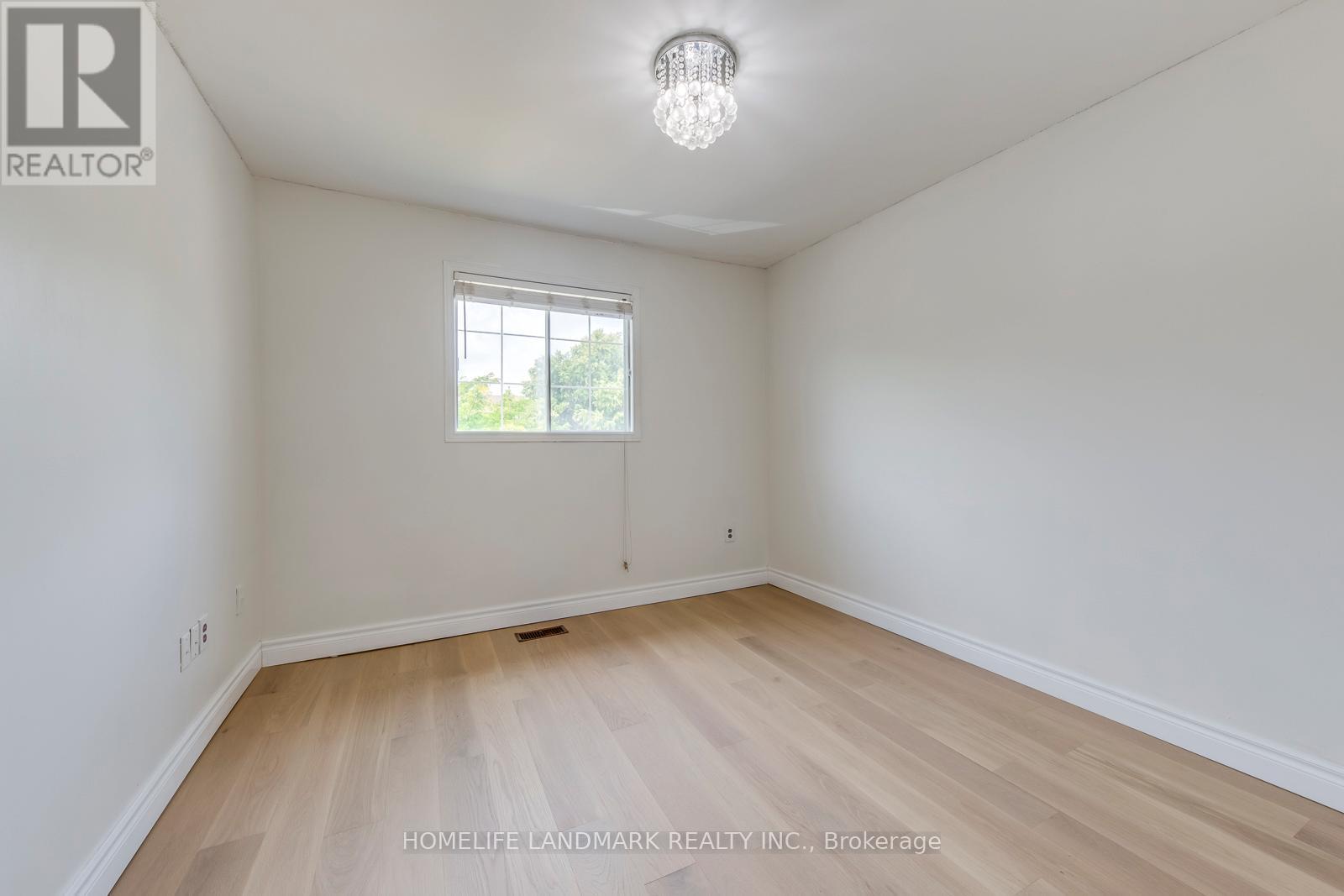 1226 Cottonwood Crescent, Oakville, Ontario  L6M 2W6 - Photo 24 - W12657066