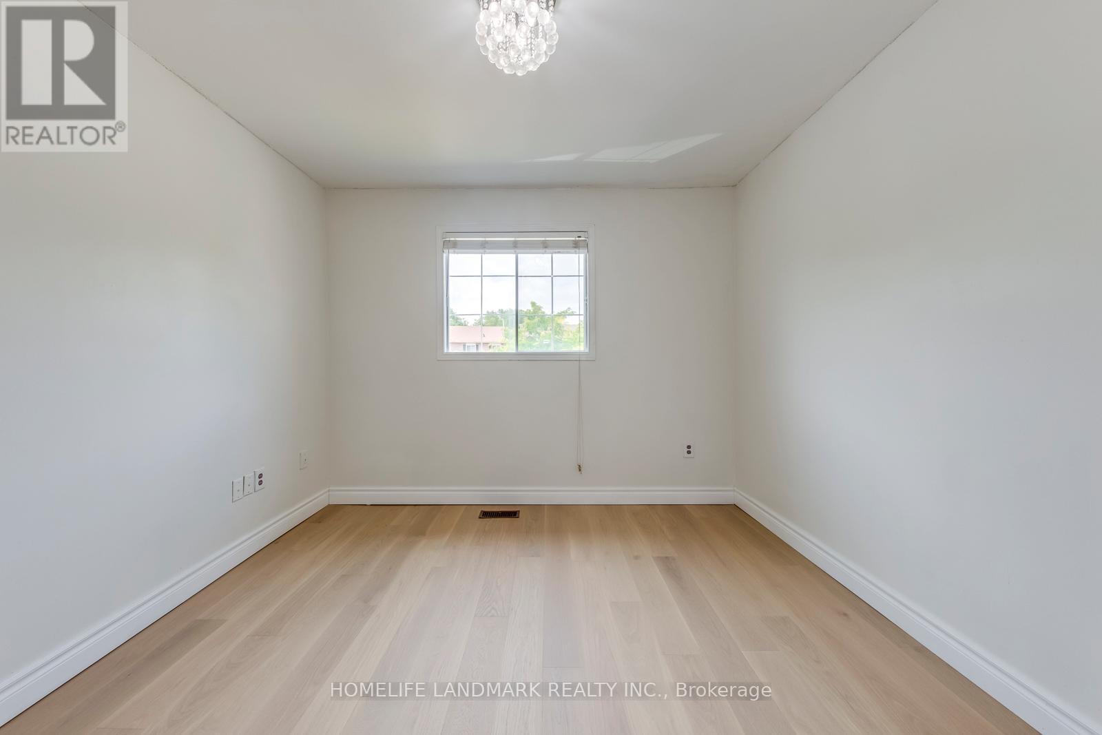 1226 Cottonwood Crescent, Oakville, Ontario  L6M 2W6 - Photo 25 - W12657066