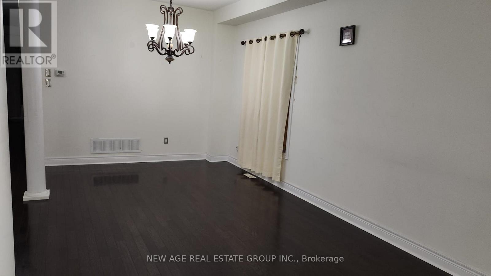 80 Tatra Crescent, Brampton, Ontario  L6Y 0K5 - Photo 2 - W12657078