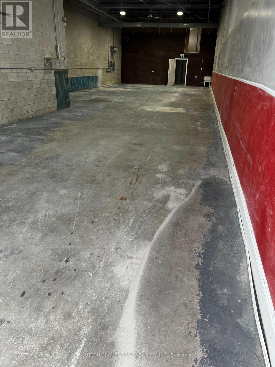 16 - 30 Hale Road, Brampton, Ontario  L6W 4N9 - Photo 4 - W12657084