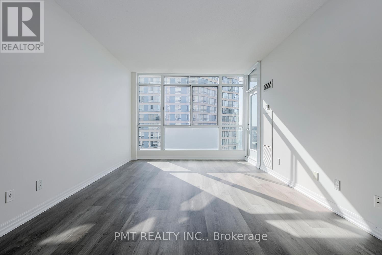 719 - 225 Webb Drive, Mississauga, Ontario  M5V 3E7 - Photo 13 - W12657112