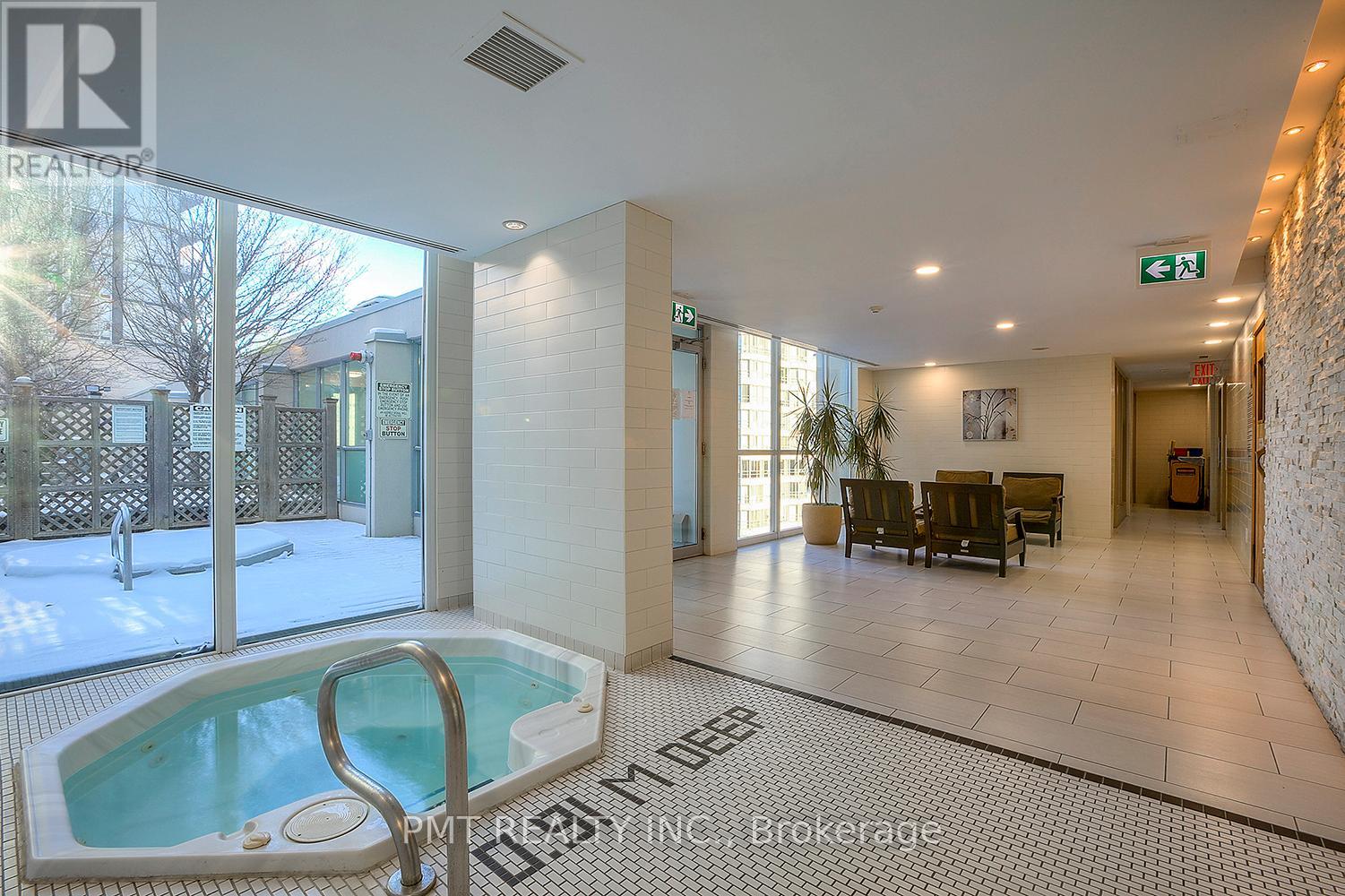 719 - 225 Webb Drive, Mississauga, Ontario  M5V 3E7 - Photo 24 - W12657112