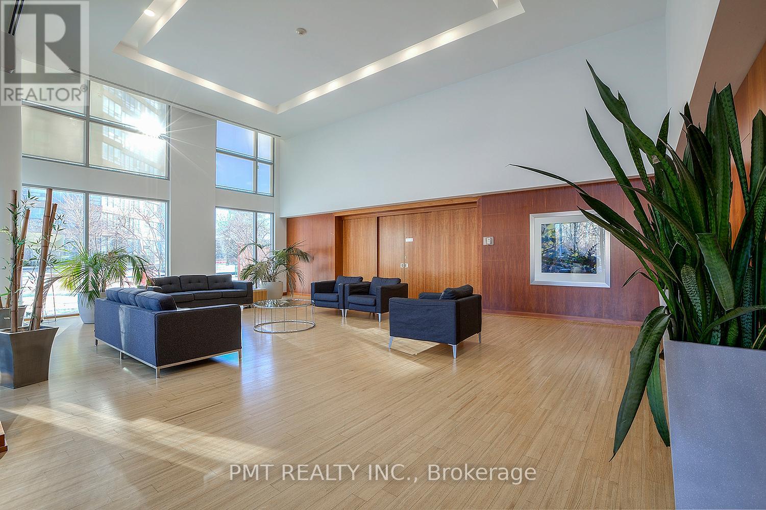 719 - 225 Webb Drive, Mississauga, Ontario  M5V 3E7 - Photo 28 - W12657112