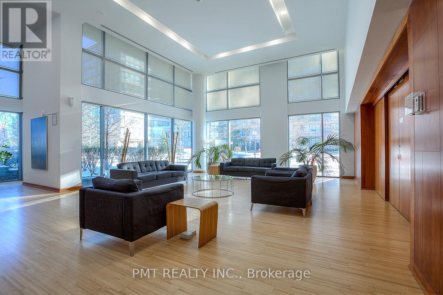 719 - 225 Webb Drive, Mississauga, Ontario  M5V 3E7 - Photo 29 - W12657112