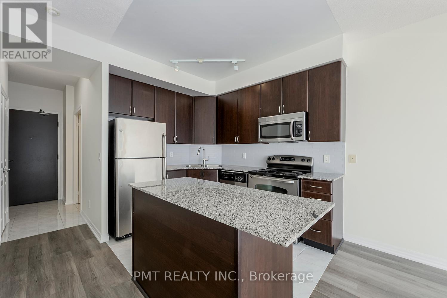 719 - 225 Webb Drive, Mississauga, Ontario  M5V 3E7 - Photo 6 - W12657112