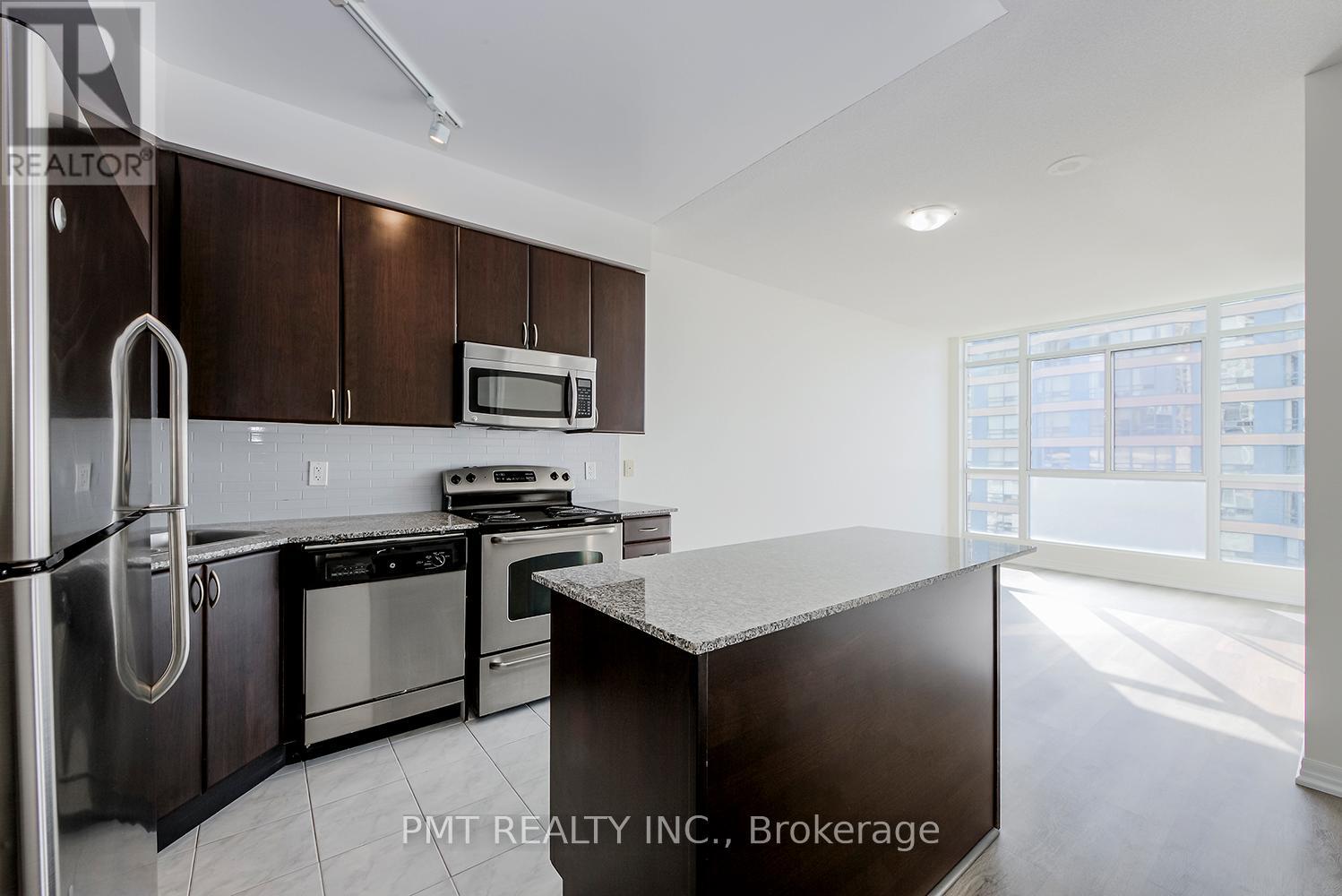 719 - 225 Webb Drive, Mississauga, Ontario  M5V 3E7 - Photo 9 - W12657112