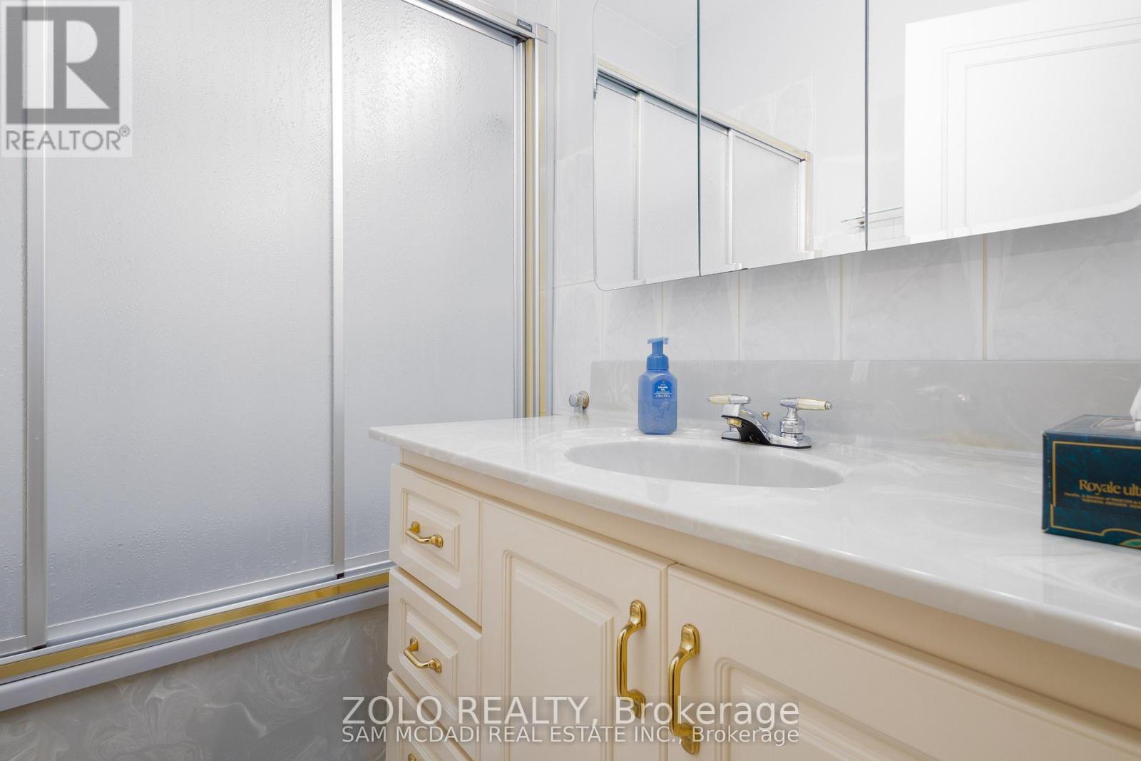 469 Evans Avenue, Toronto, Ontario  M8W 2T6 - Photo 7 - W12657132