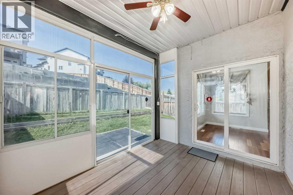 87 Sherwood Circle Nw, Calgary, Alberta  T3R 1R3 - Photo 10 - A2266726