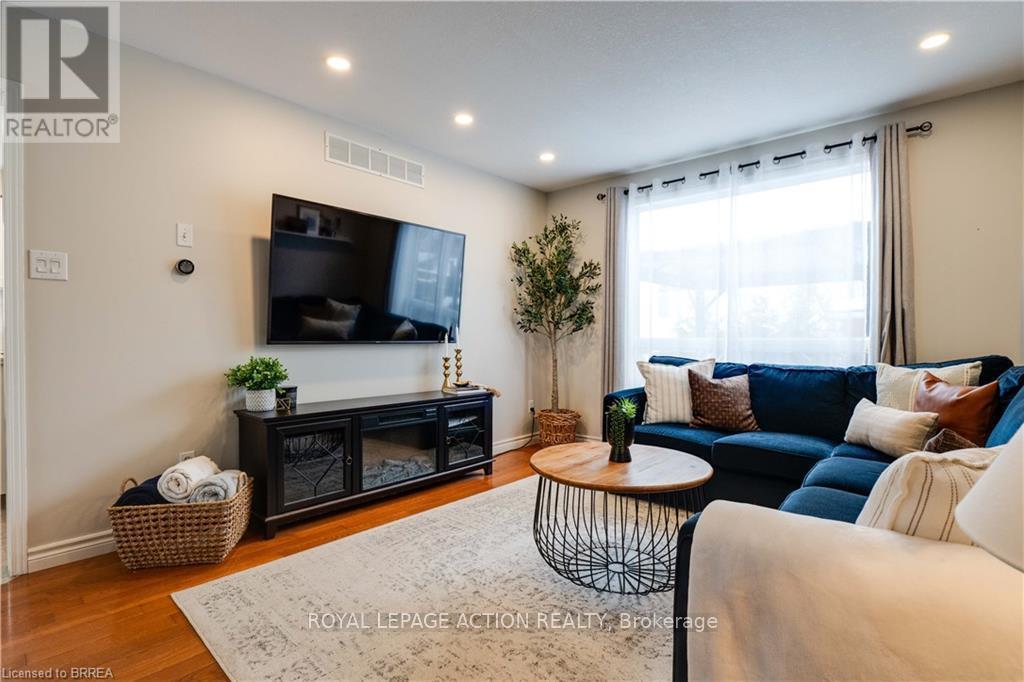 564 Grange Road, Guelph, Ontario  N1E 7C9 - Photo 8 - X12657118