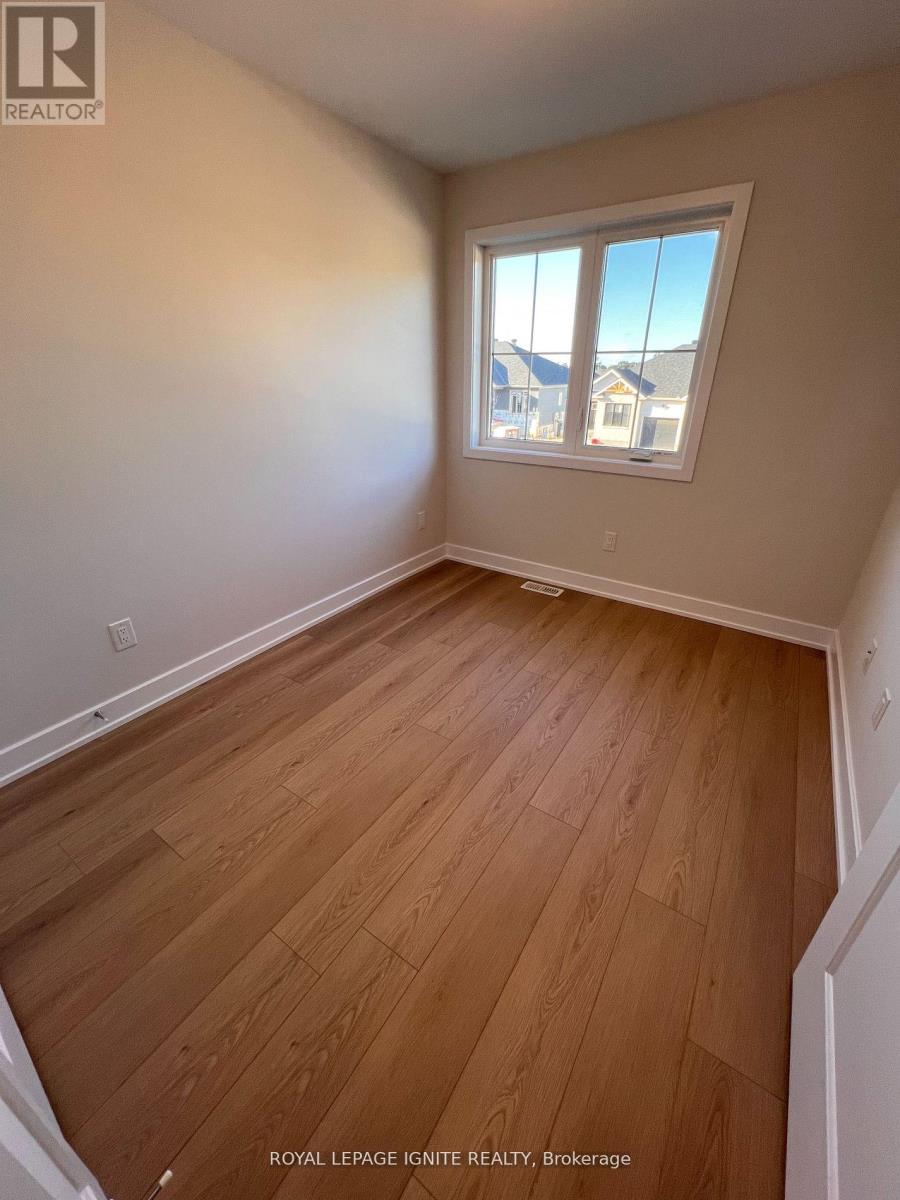 93 Whitcomb Crescent, Smiths Falls, Ontario  K7A 0C1 - Photo 11 - X12657126